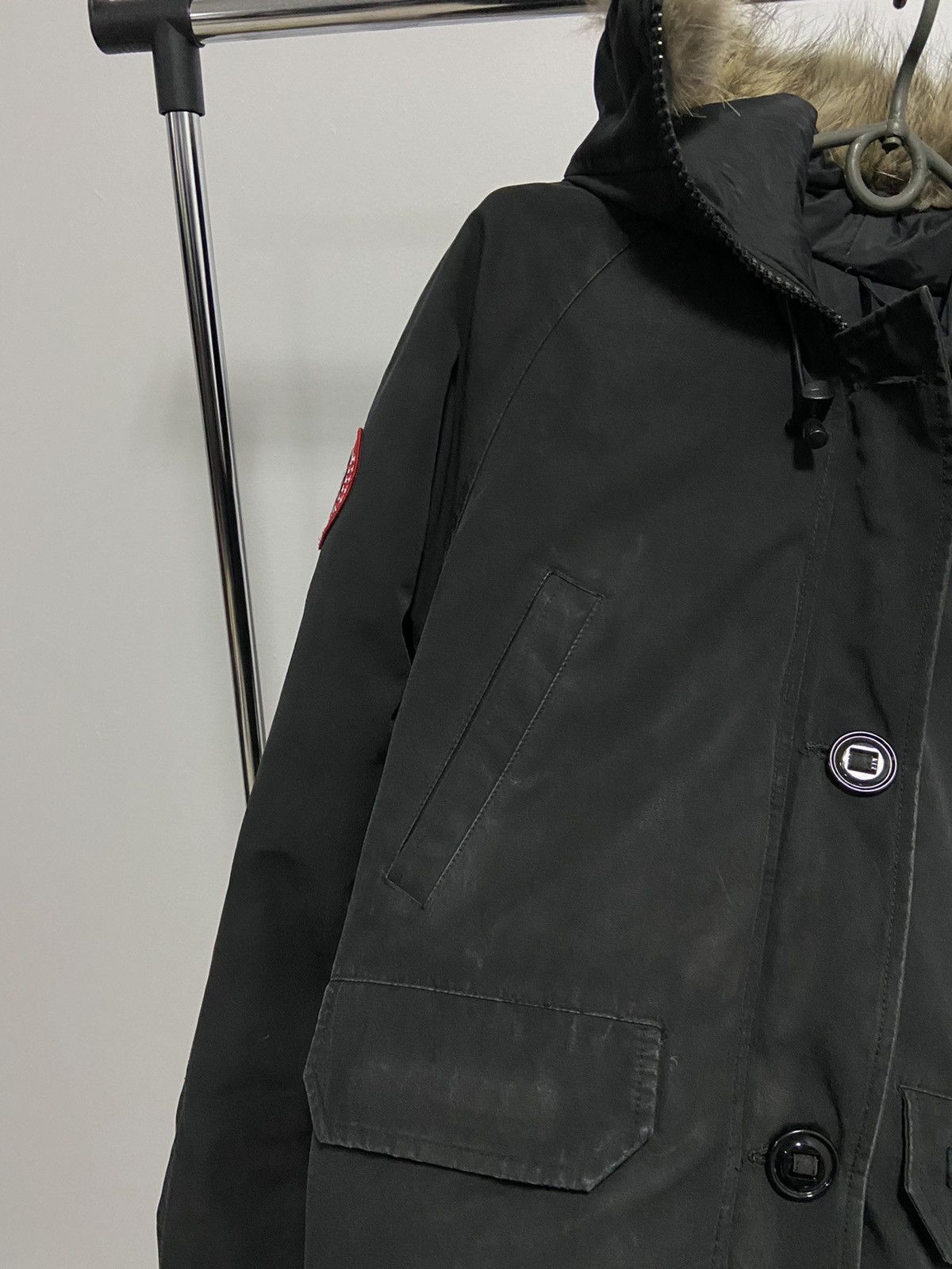 Canada Goose × Vintage Canada Goose chilliwack bomber Jacket Hood fur Size M / US 6-8 / IT 42-44 - 14 Thumbnail