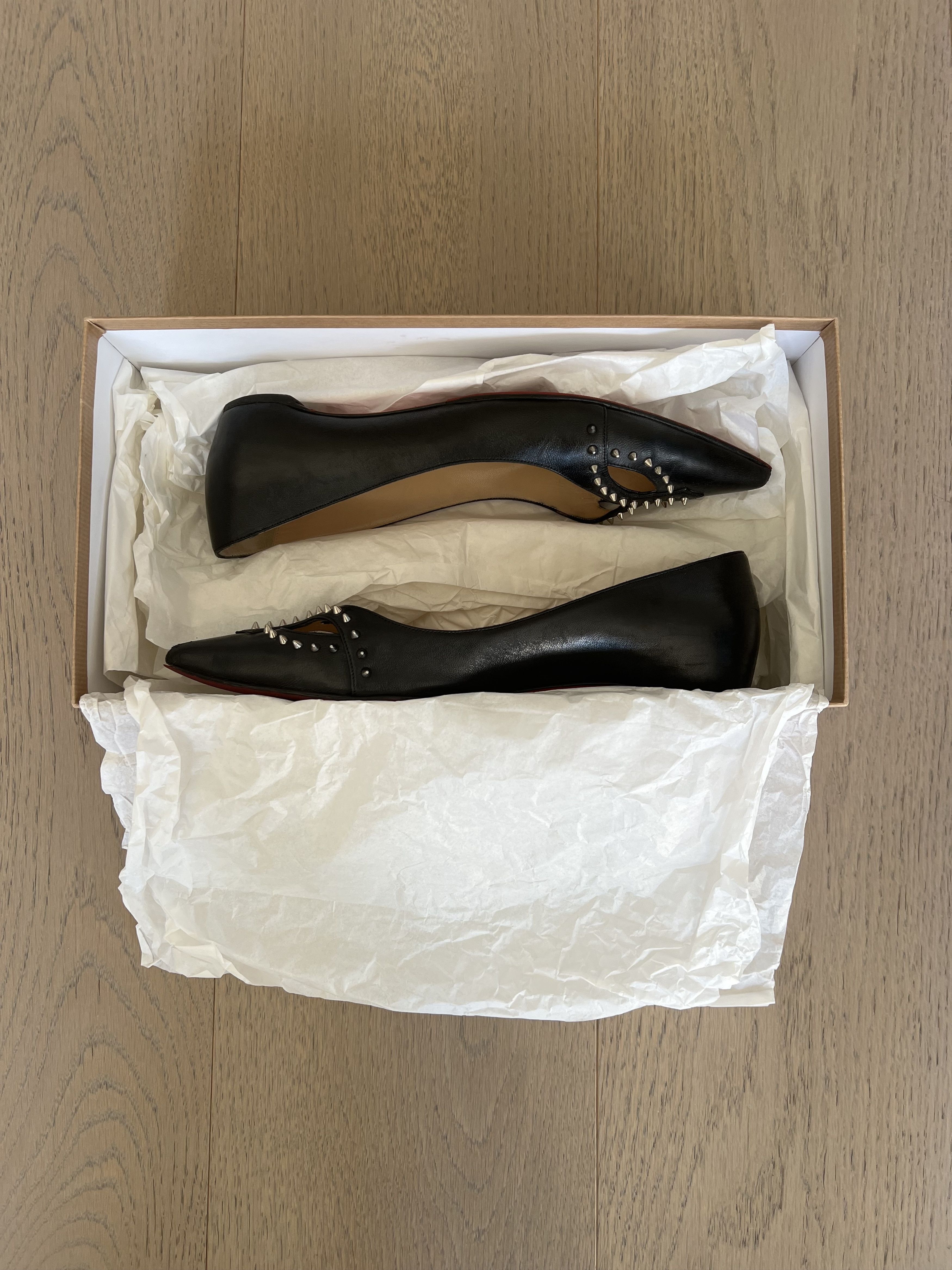 Christian Louboutin Christian Louboutin black leather ballet flats with spikes Size US 7 / IT 37 - 8 Thumbnail