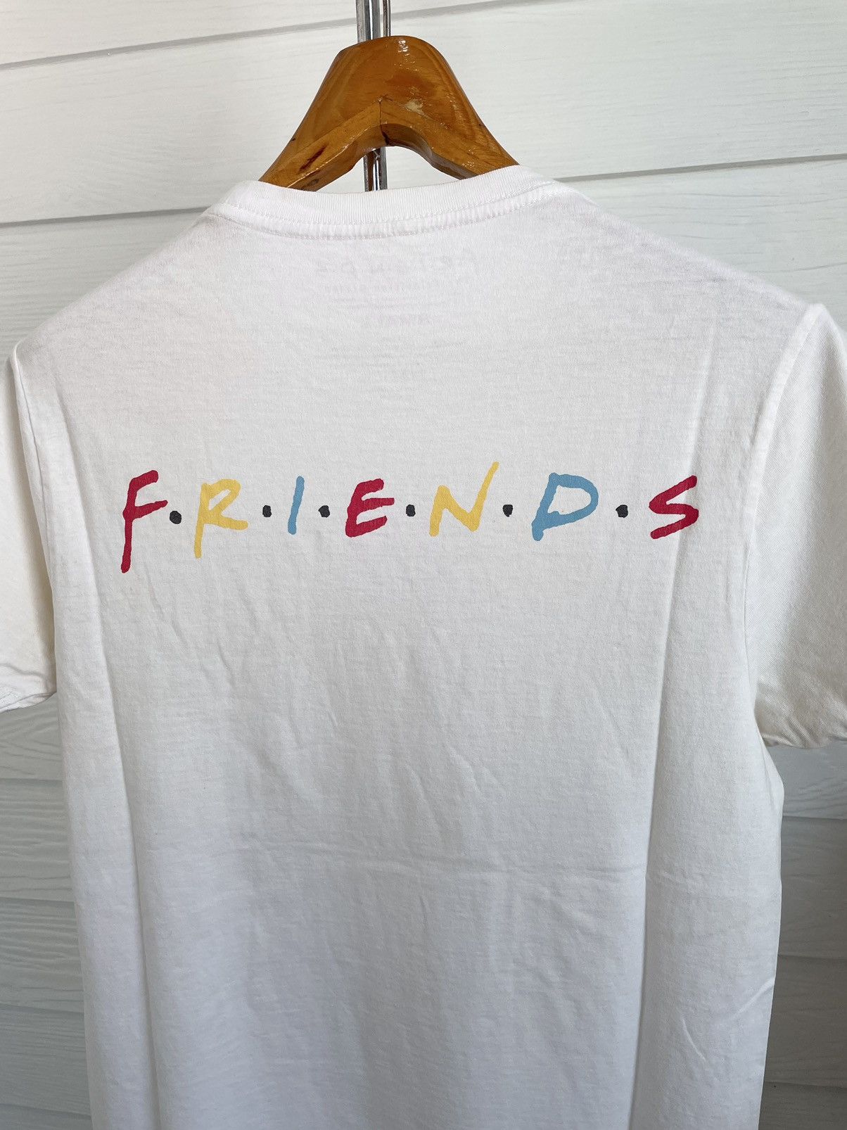 Warner Bros FRIENDS TV SITCOM (2019) Size US M / EU 48-50 / 2 - 4 Thumbnail