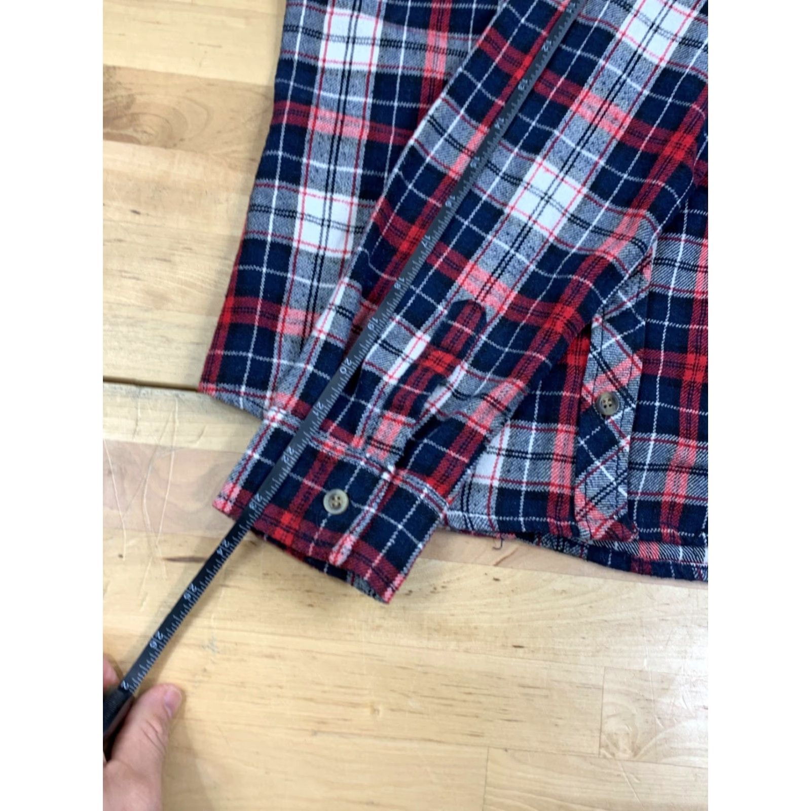 Vintage VINTAGE Fiore Flannel Shirt Womens S Red Blue Plaid 100% Cotton Thick Warm #7535 Size S / US 4 / IT 40 - 6 Thumbnail