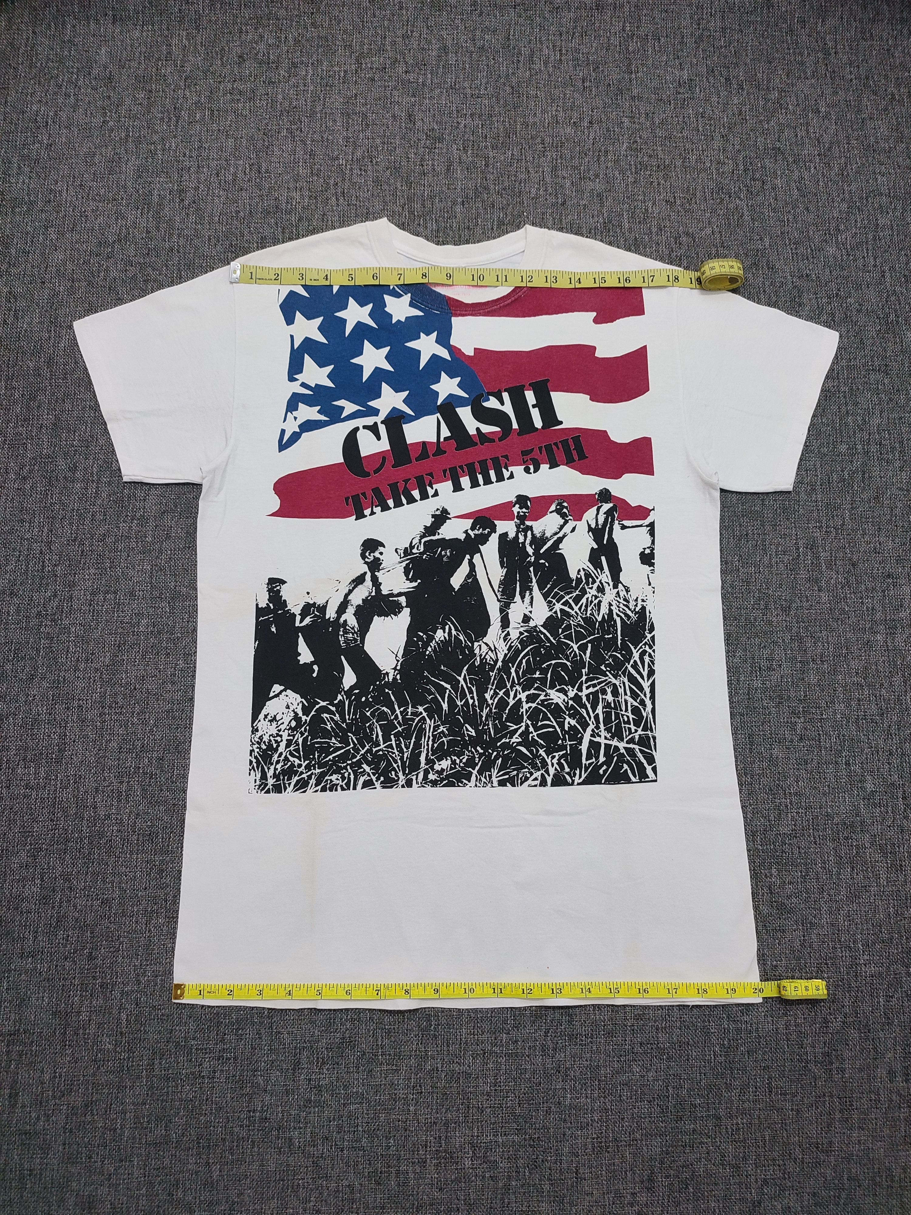 Band Tees × Vintage Vintage 2000s The Clash Fifth Column Tee Size US M / EU 48-50 / 2 - 4 Thumbnail