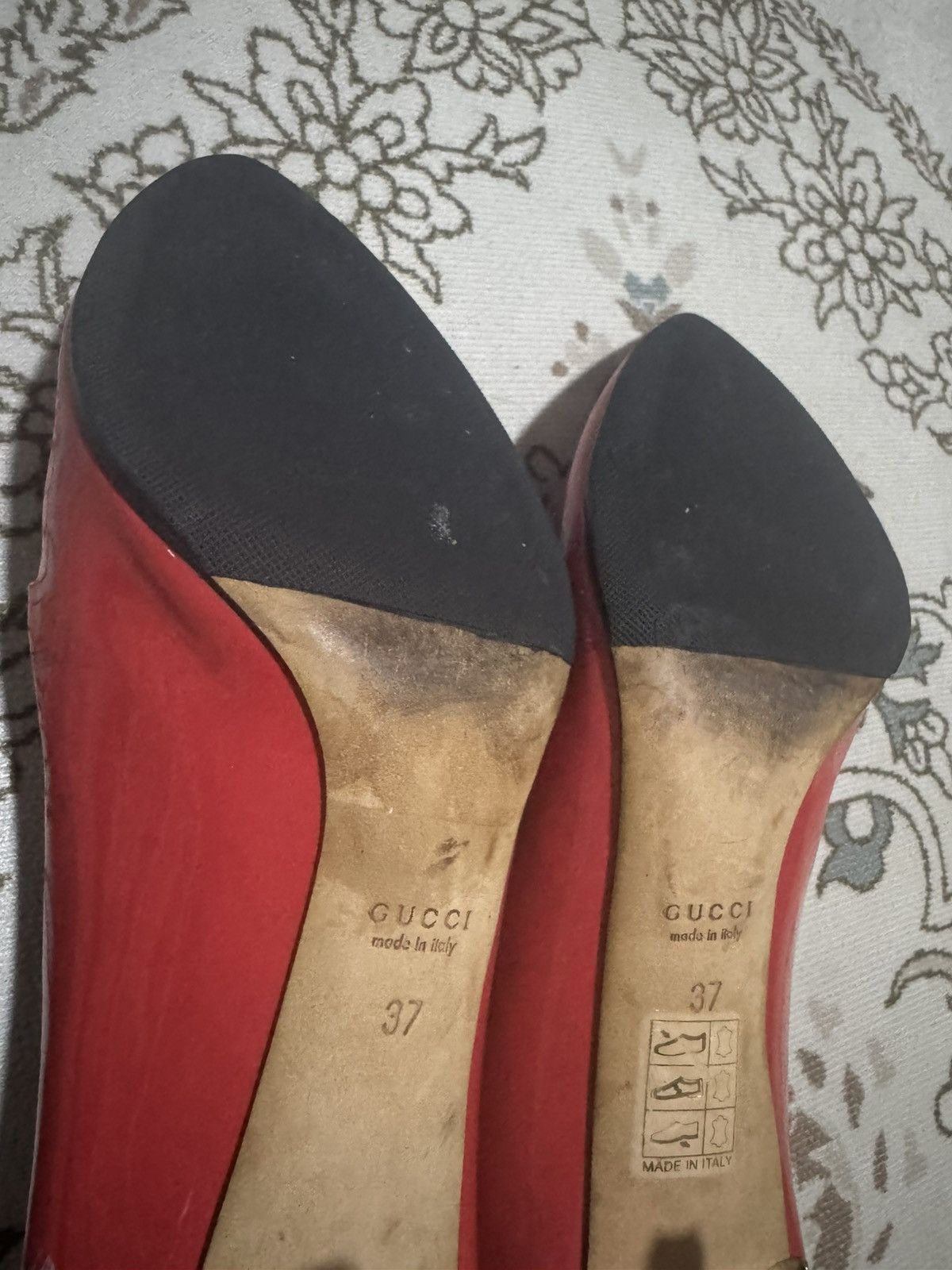 Gucci 🇮🇹 Gucci Red Patent Leather Pointed Toe Pump Heels Size US 7 / IT 37 - 6 Thumbnail