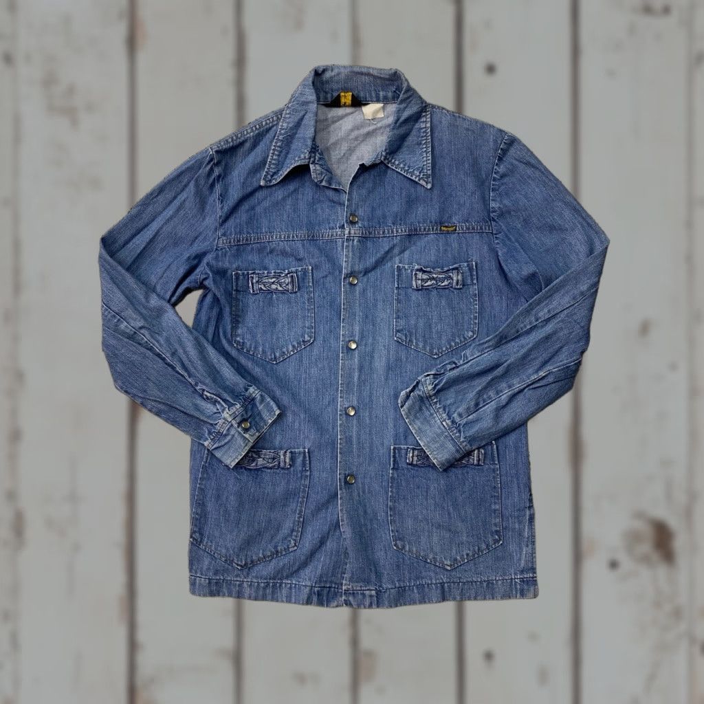 VINTAGE Wrangler Denim Blue Jean Chore Jacket Pearl Snap Women L Overcoat 70's Pockets