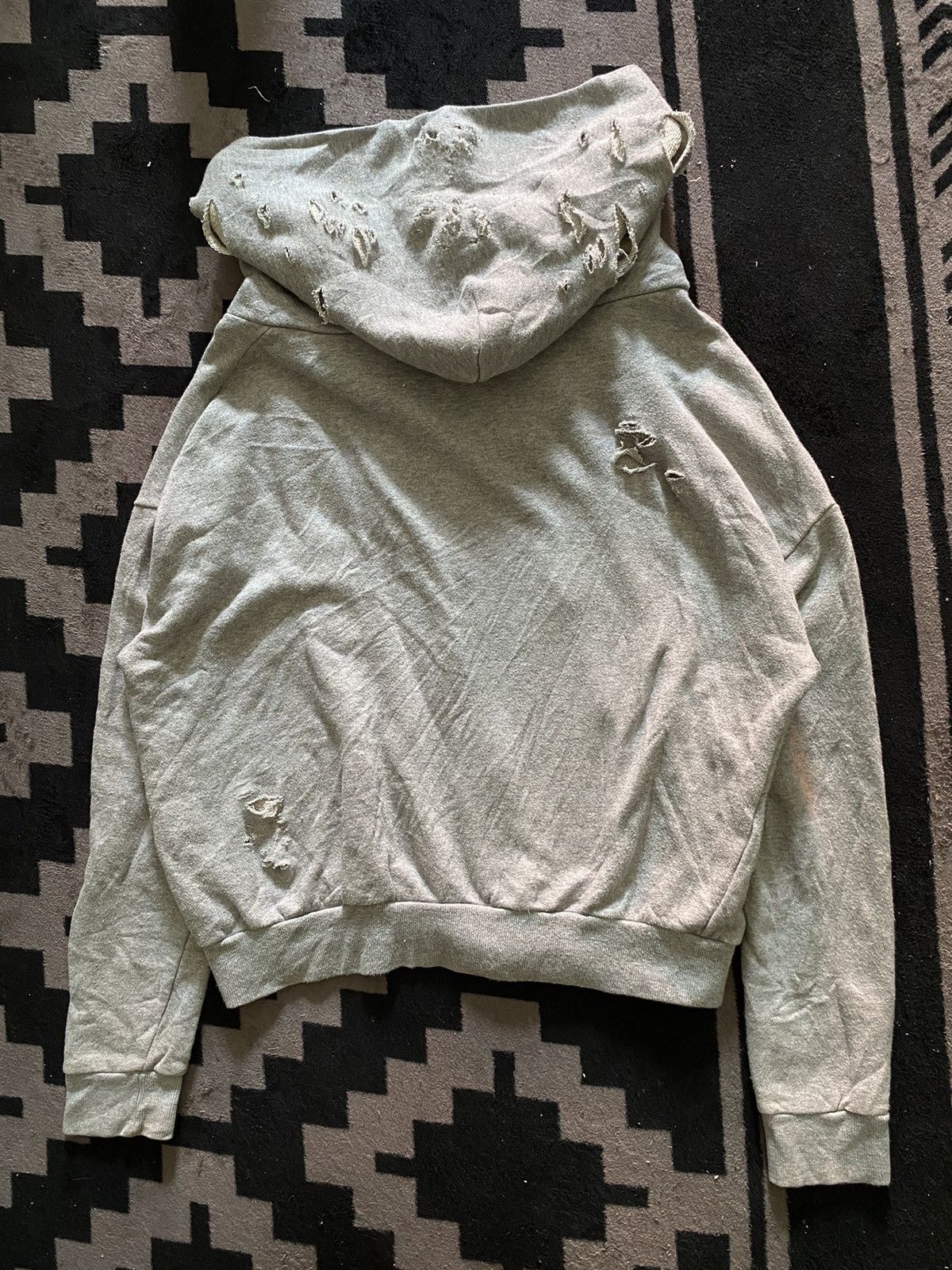 If Six Was Nine × Japanese Brand × Le Grande Bleu (L.G.B.) Unknwn distressed studed skull hoodie Size US M / EU 48-50 / 2 - 2 Thumbnail