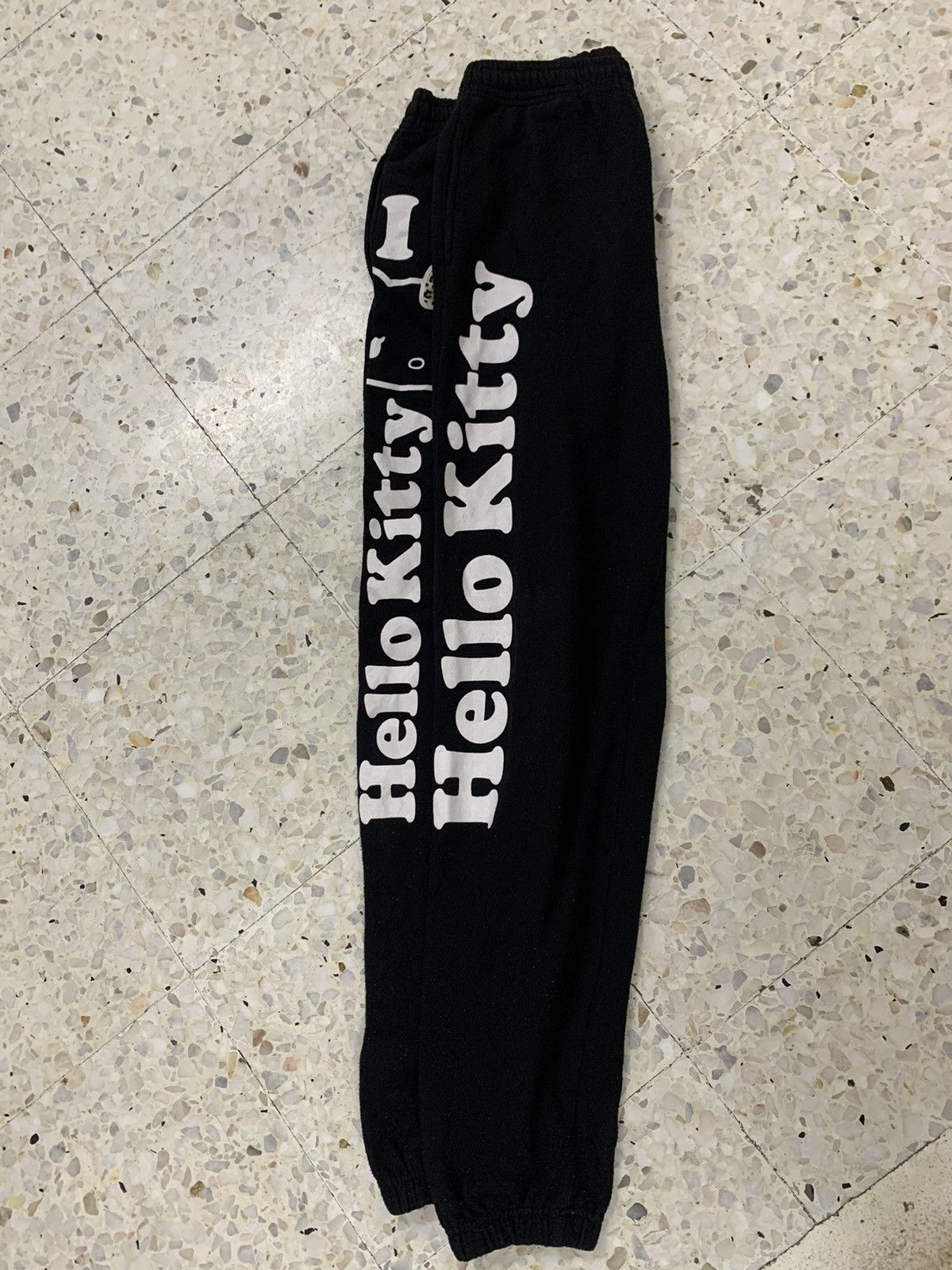 Japanese Brand HELLO KITTY SWEAT PANTS CUTE & RARE Size US 38 / EU 54 - 9 Thumbnail
