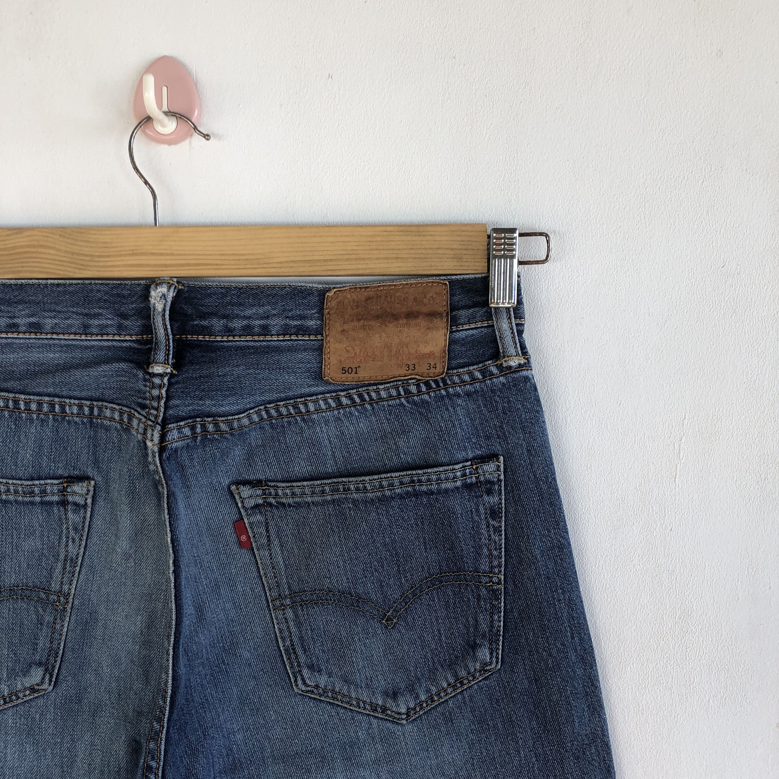 Levi's Vintage Levis 501 Jeans Levi's 501 Faded Light Wash Denim Size US 32 / EU 48 - 5 Thumbnail