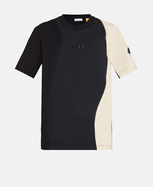 Moncler T-shirt Size S / US 4 / IT 40 - 1 Thumbnail