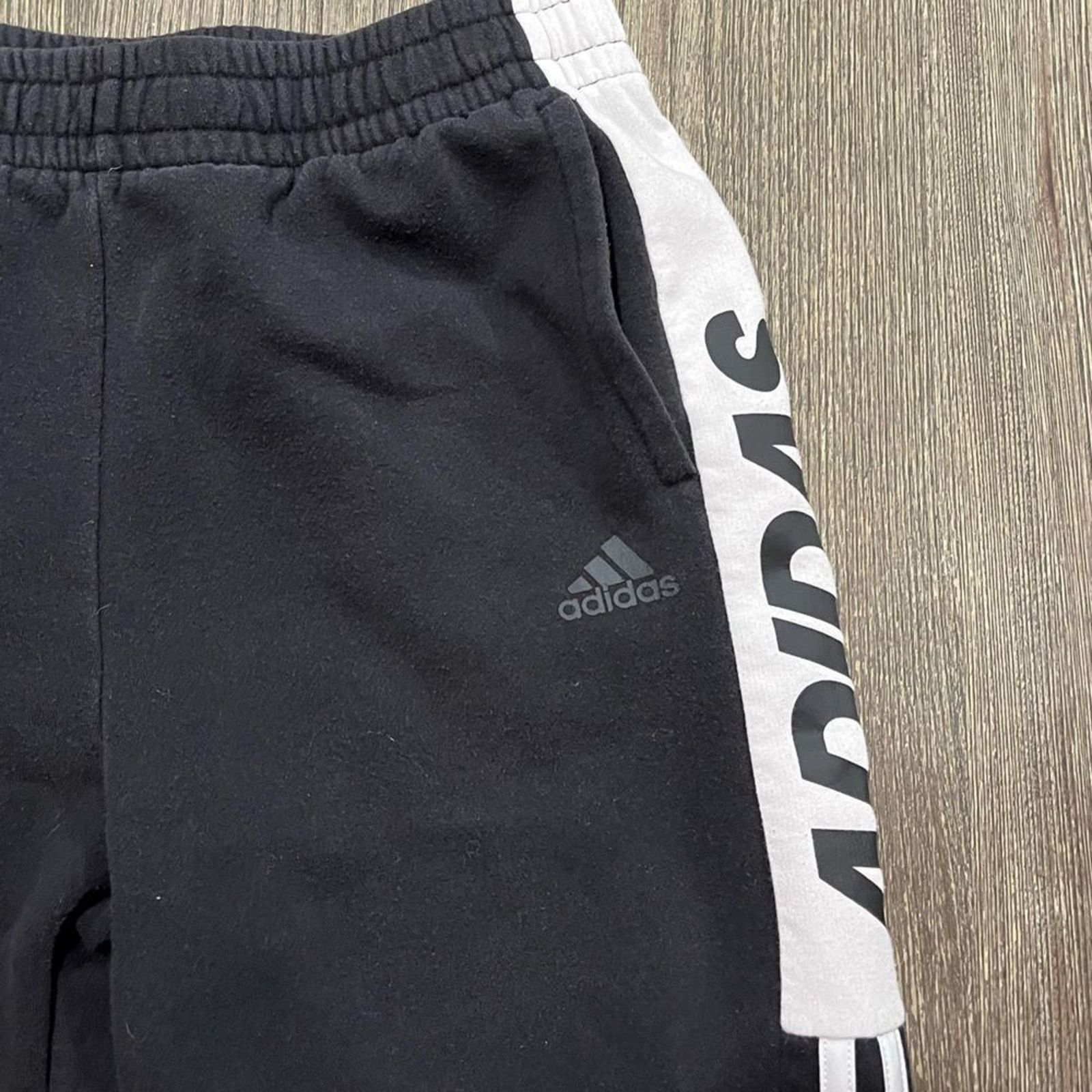 Adidas Adidas Post Game 7/8 Jogger Pants Fleece Pocket Graphic XL Size 33" - 5 Thumbnail