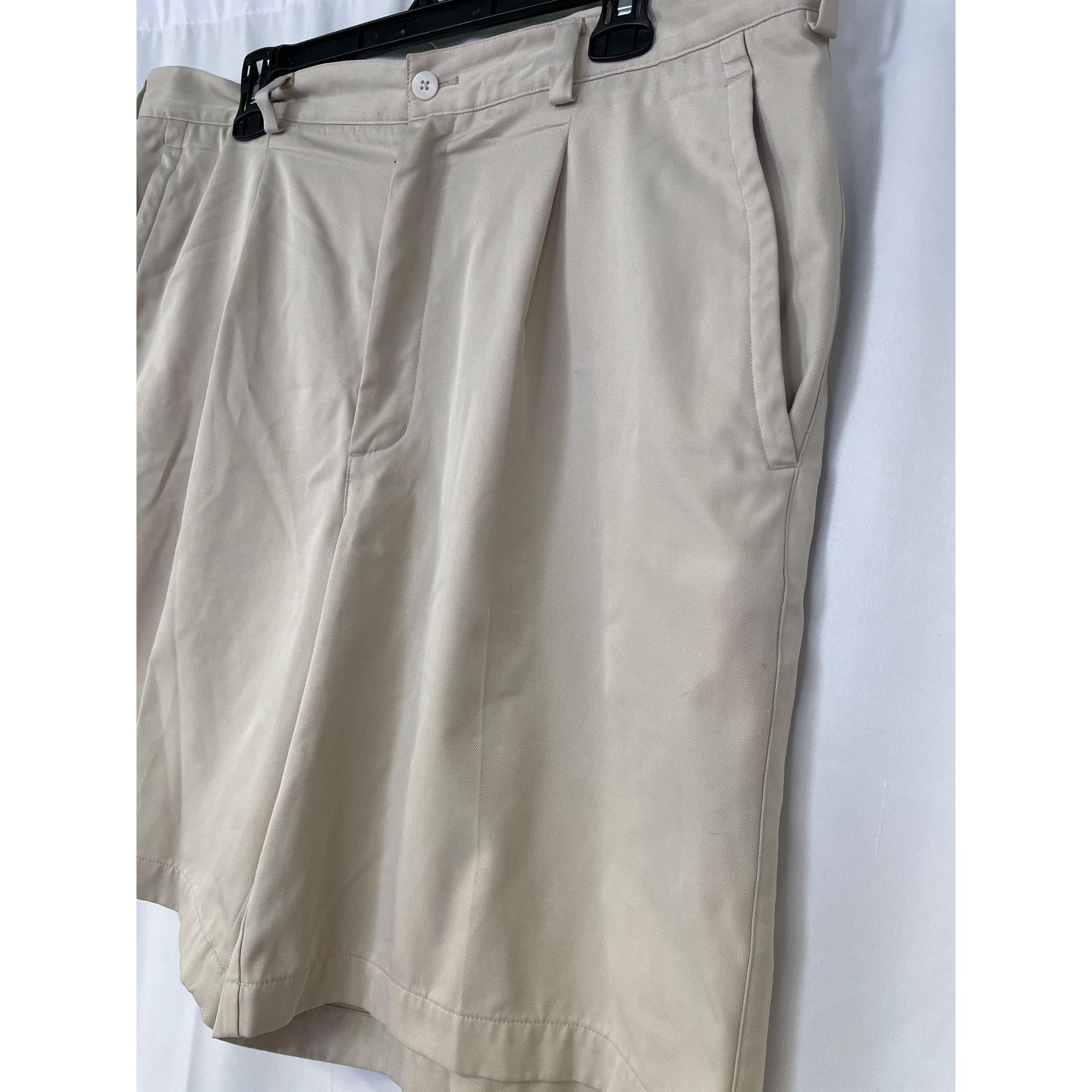 Nike Nike Fit Dry Men's Pleated Tan Shorts Size 38 SKU 6335 Size US 38 / EU 54 - 2 Thumbnail