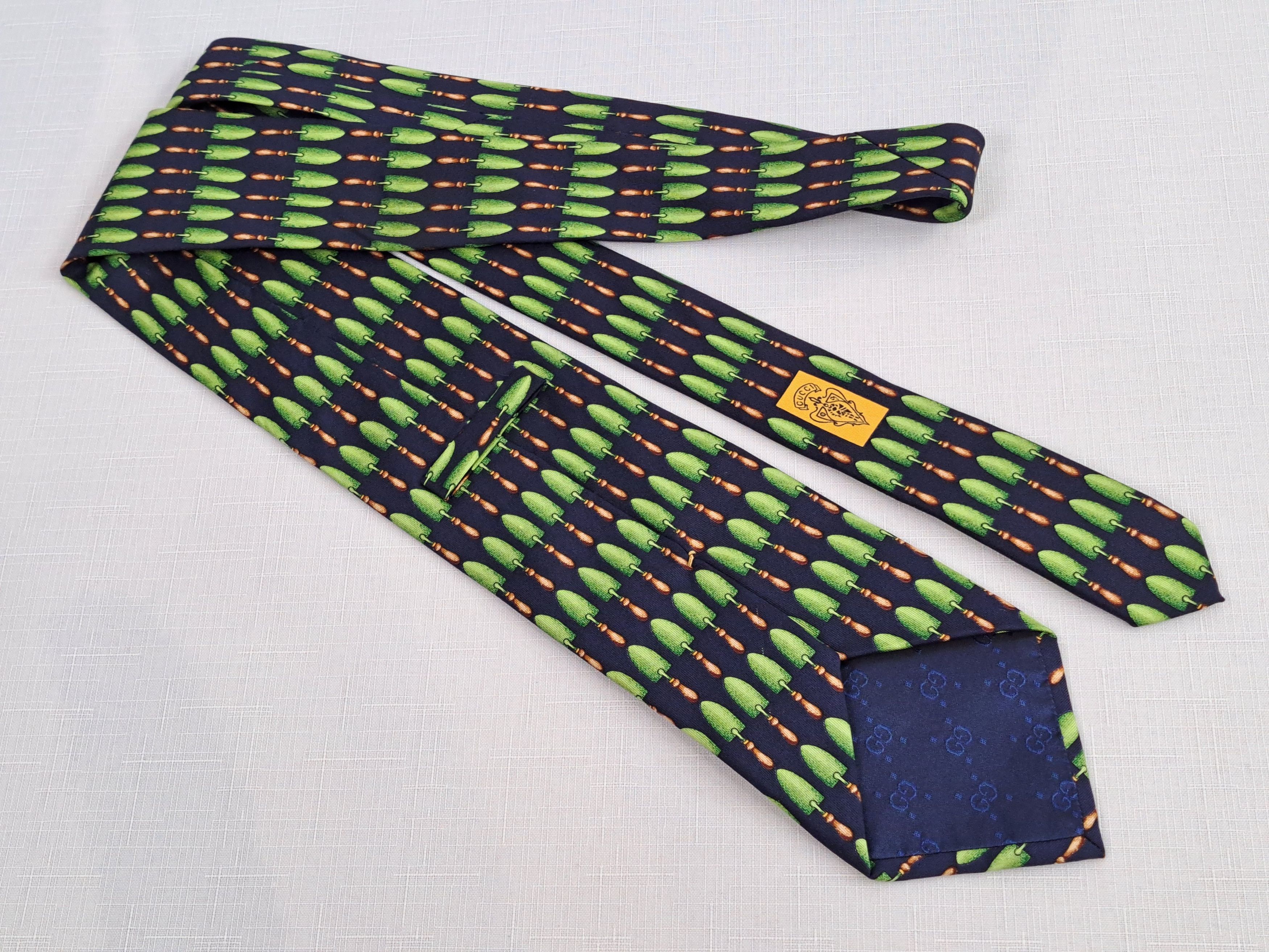 Gucci GUCCI dark blue printed silk tie. Made in Italy. Size ONE SIZE - 3 Thumbnail