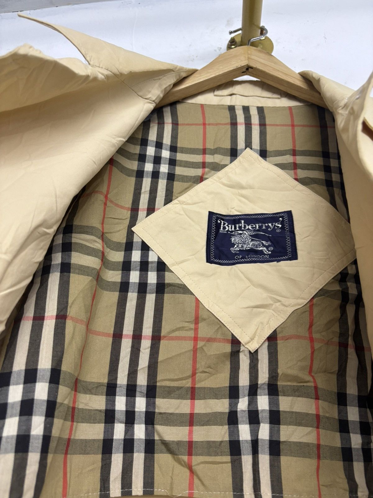 Burberry Vintage Burberry Trench Coat Size US M / EU 48-50 / 2 - 2 Thumbnail