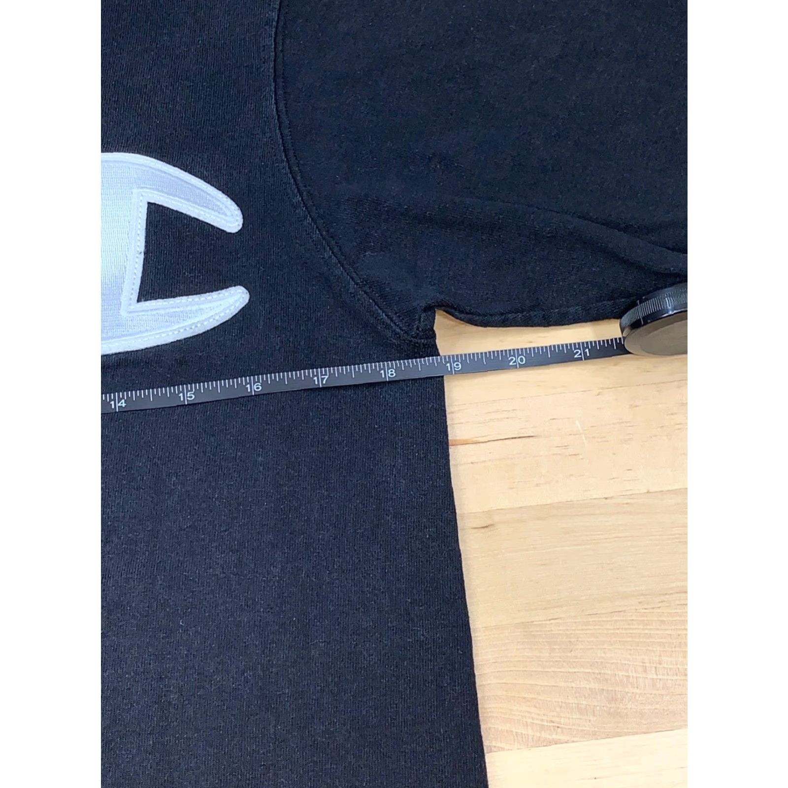 Champion VINTAGE Champion T-Shirt Black M Short Sleeve 90s Logo Embroidered Casual Mens Size US M / EU 48-50 / 2 - 7 Thumbnail