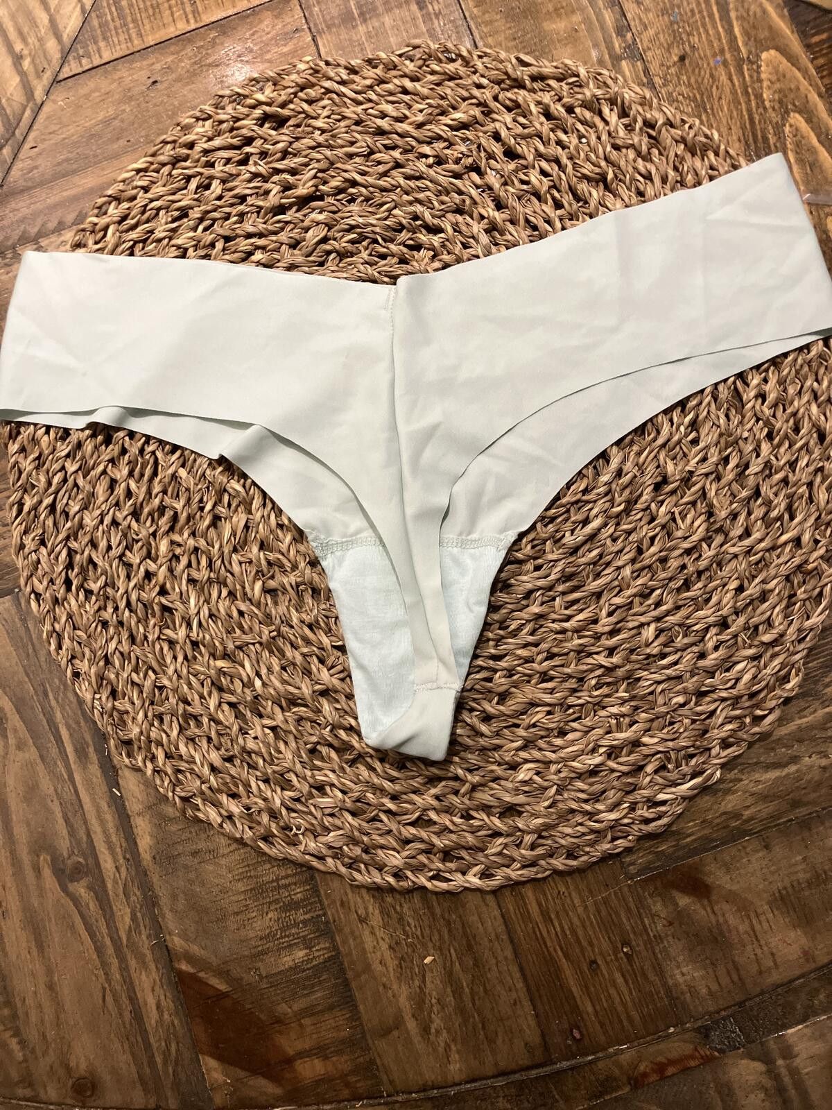 And Wander NIB Wander Seamless Thong Underwear Size L Size ONE SIZE - 3 Thumbnail