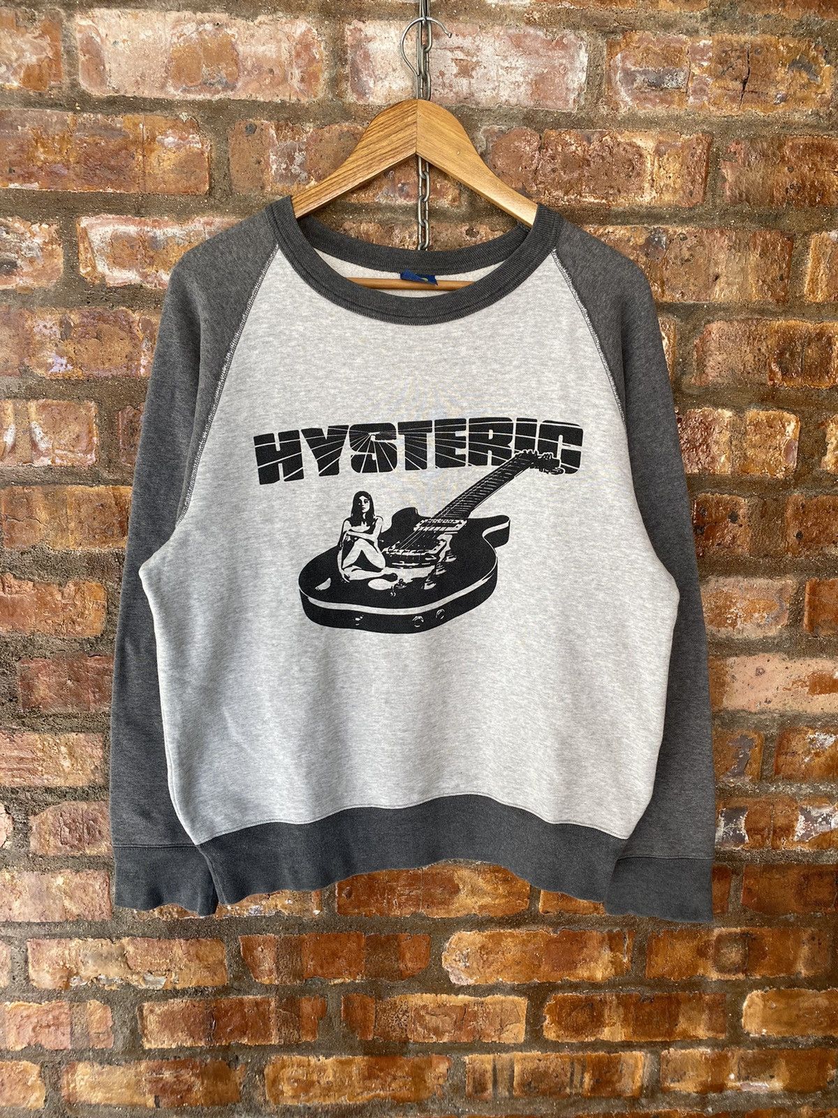 Hysteric Glamour 1990s Iconic Hysteric girl on guitar sweatshirt Size US M / EU 48-50 / 2 - 2 Thumbnail