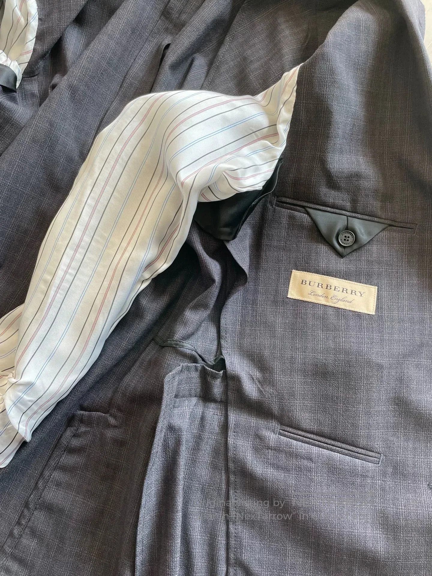 Burberry Burberry Classic Check Wool Suit. Size US M / EU 48-50 / 2 - 9 Thumbnail
