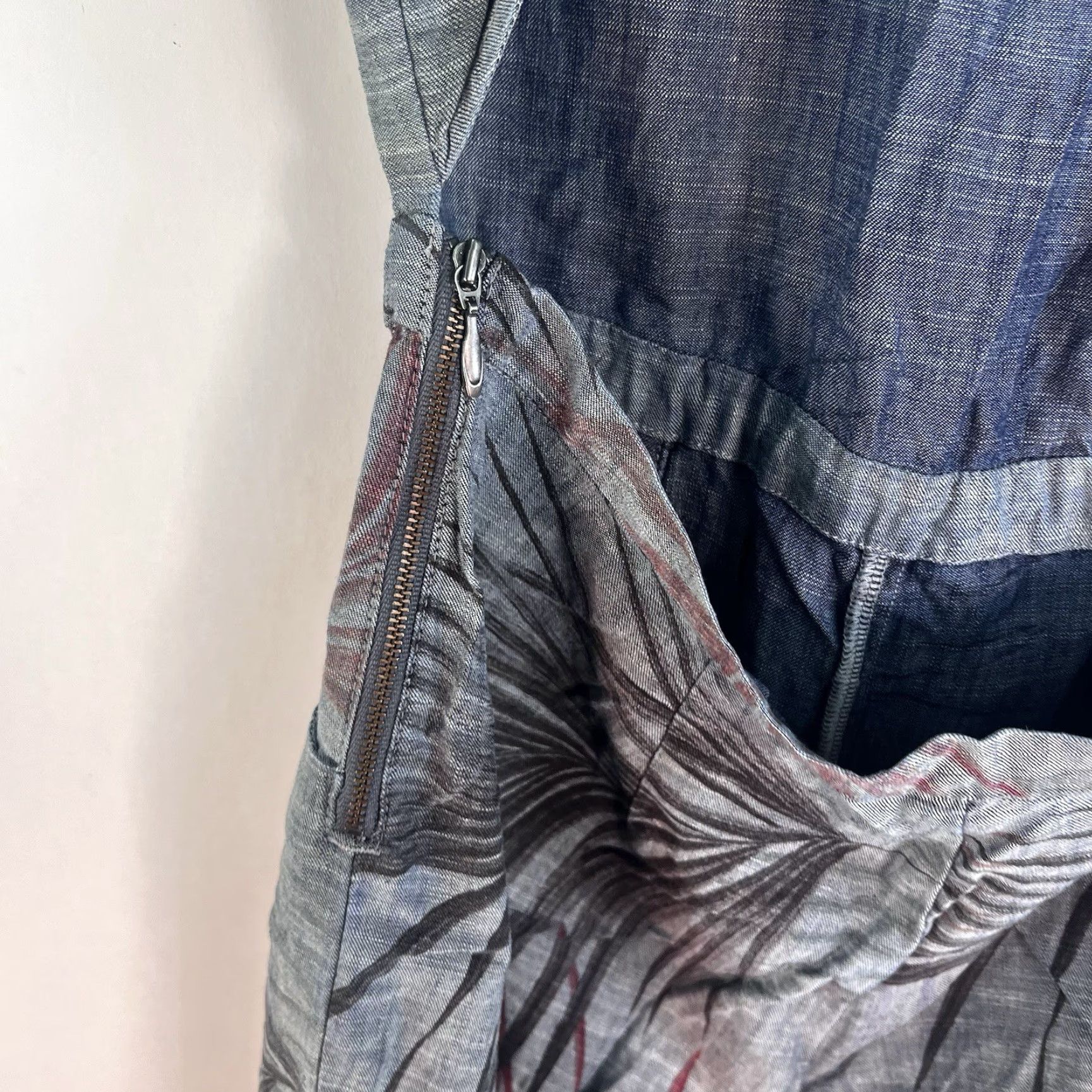 Anthropologie VINTAGE Anthropologie Level 99 Women's Jumpsuit S Gray Floral Linen Blend Sleeveless Cropped Casual Summer Spring Fall Size 28" / US 6 / IT 42 - 7 Thumbnail