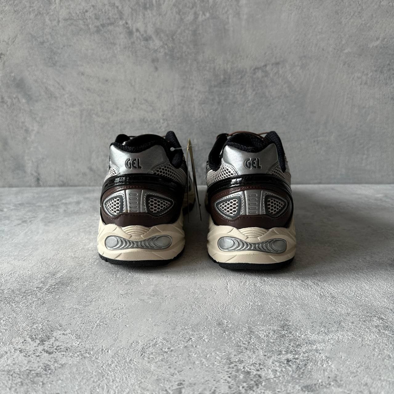 Asics Asics Gel-Kahana TR V4 Coffee/Silver Size 44 1203A716-020 Size US 10 / EU 43 - 3 Thumbnail