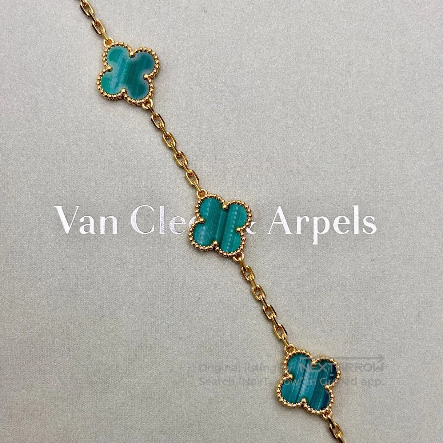 Van Cleef & Arpels Van Cleef Malachite 18K Gold Clover Bracelet. Size ONE SIZE - 1 Thumbnail