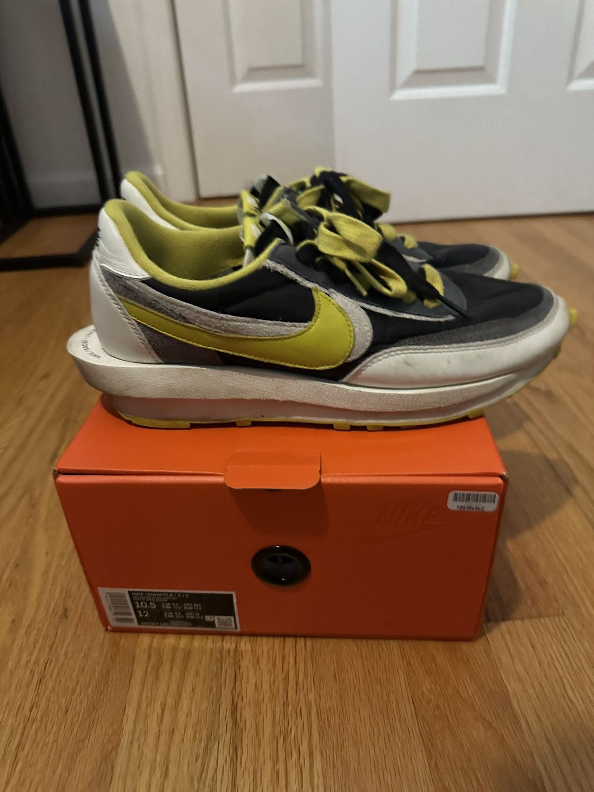 Nike × Sacai Nike LD Waffle Sacai Black Bright Citron Size US 10.5 / EU 43-44 - 1 Thumbnail