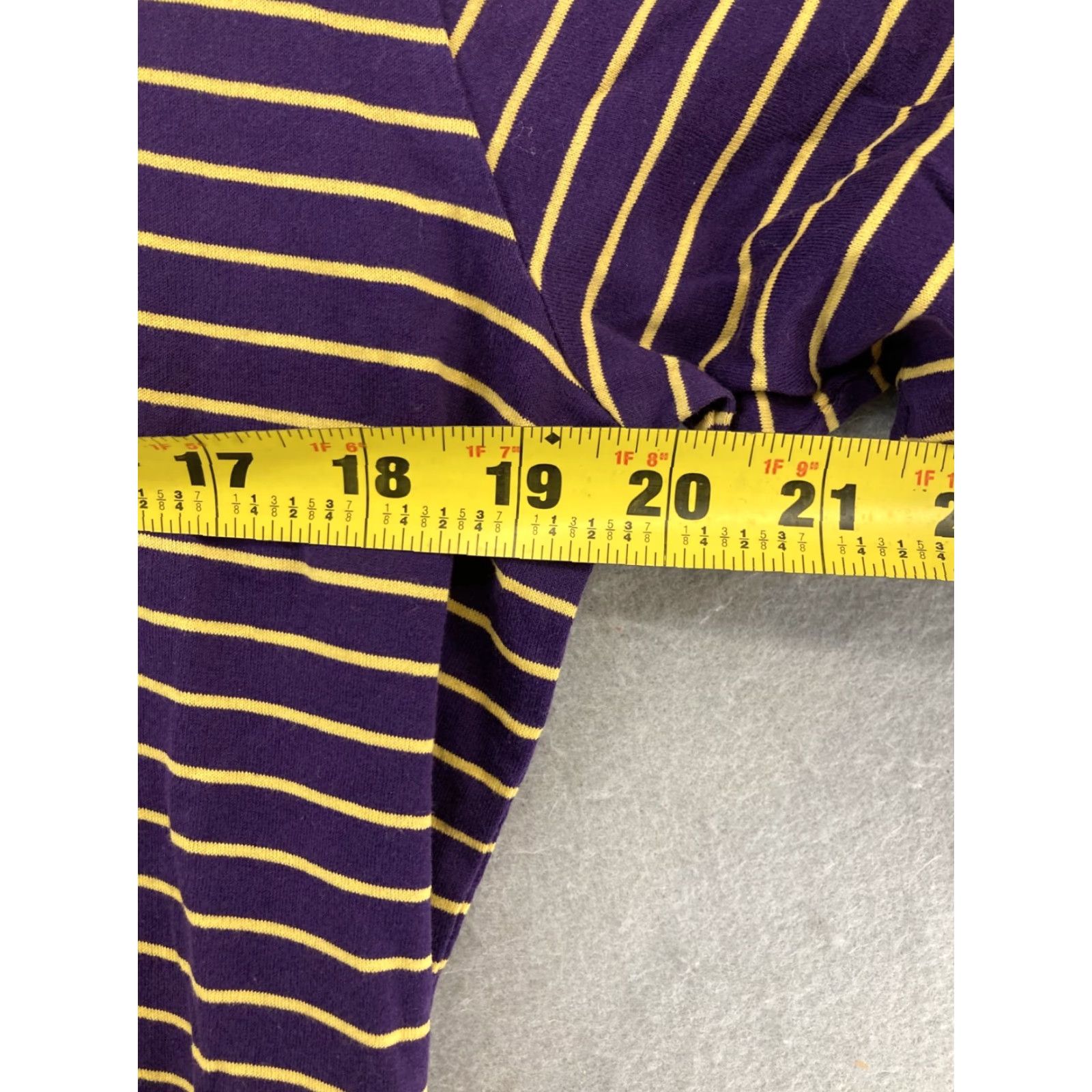 Ralph Lauren VINTAGE Ralph Lauren Polo Golf Shirt Mens Small Purple Striped Adult Small Purple Striped Polo Golf Mens S Small Purple Striped Size US S / EU 44-46 / 1 - 5 Thumbnail