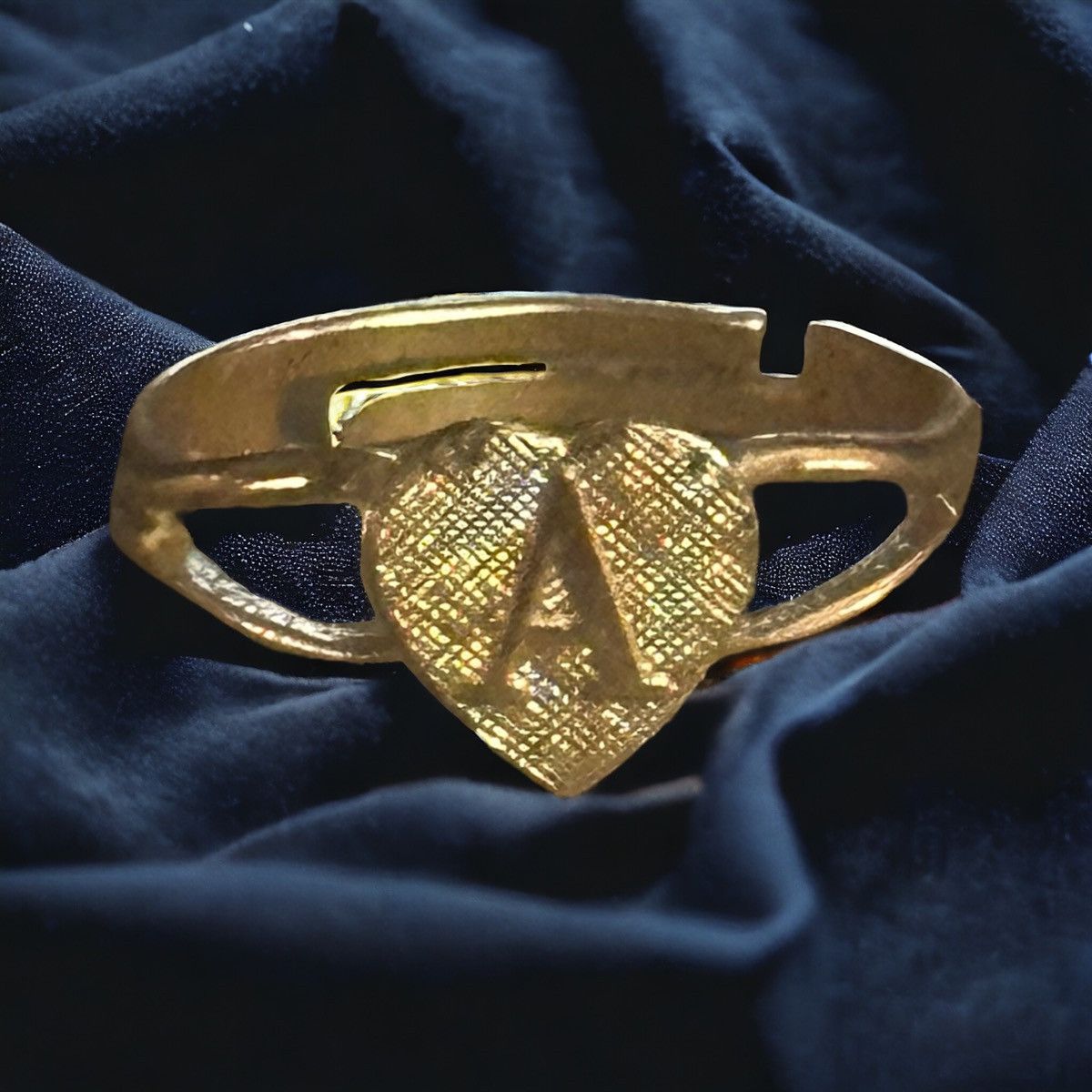 Vintage Vintage letter A heart shaped adjustable ring Size ONE SIZE - 1 Thumbnail