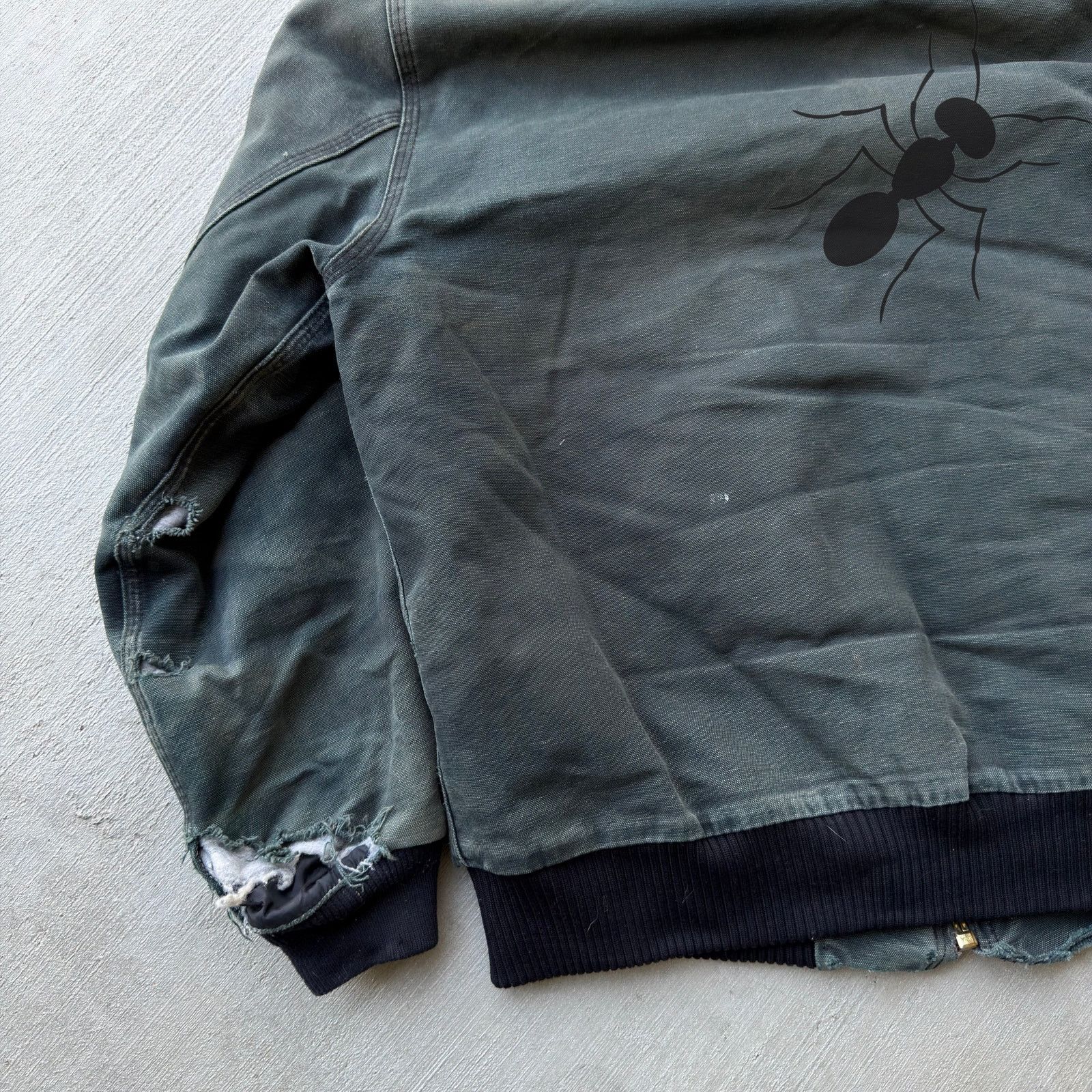 Carhartt × Vintage Carhartt J140 black hooded work wear jacket Size US M / EU 48-50 / 2 - 7 Thumbnail