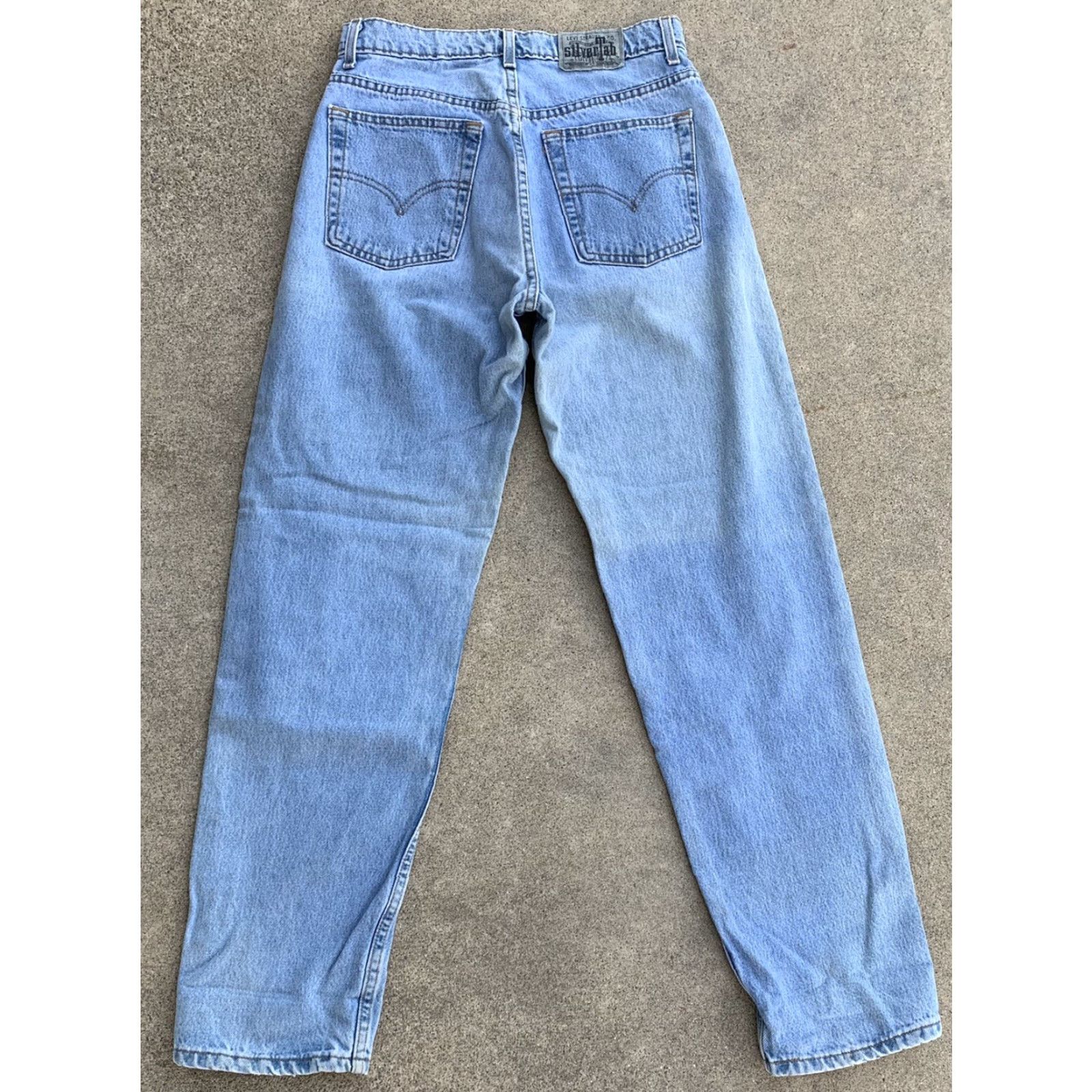 Vintage VINTAGE Levi’s SilverTab Jeans 90s 1990s High Rise 32.5” Inseam 100% Cotton Blue 5-Pocket Zipper Juniors Women’s Size 9 Long Size 30" / US 8 / IT 44 - 6 Thumbnail