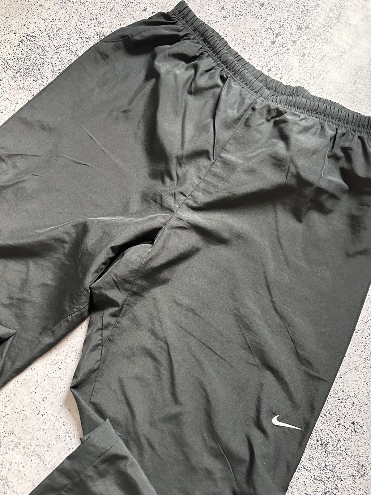 Nike Vintage Nike Nylon Track Pants Drill Swoosh Joggers Y2K USA Size US 34 / EU 50 - 2 Thumbnail