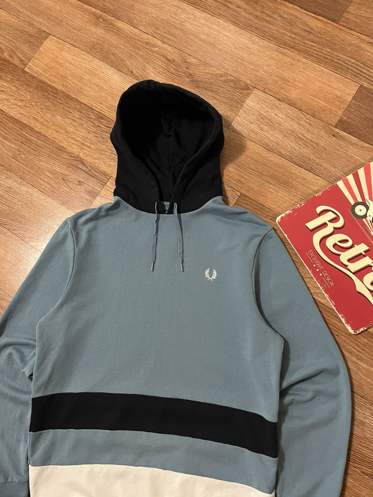 Fred Perry Fred Perry Classic Embroidered Logo Casual Hoodie Size US L / EU 52-54 / 3 - 3 Thumbnail