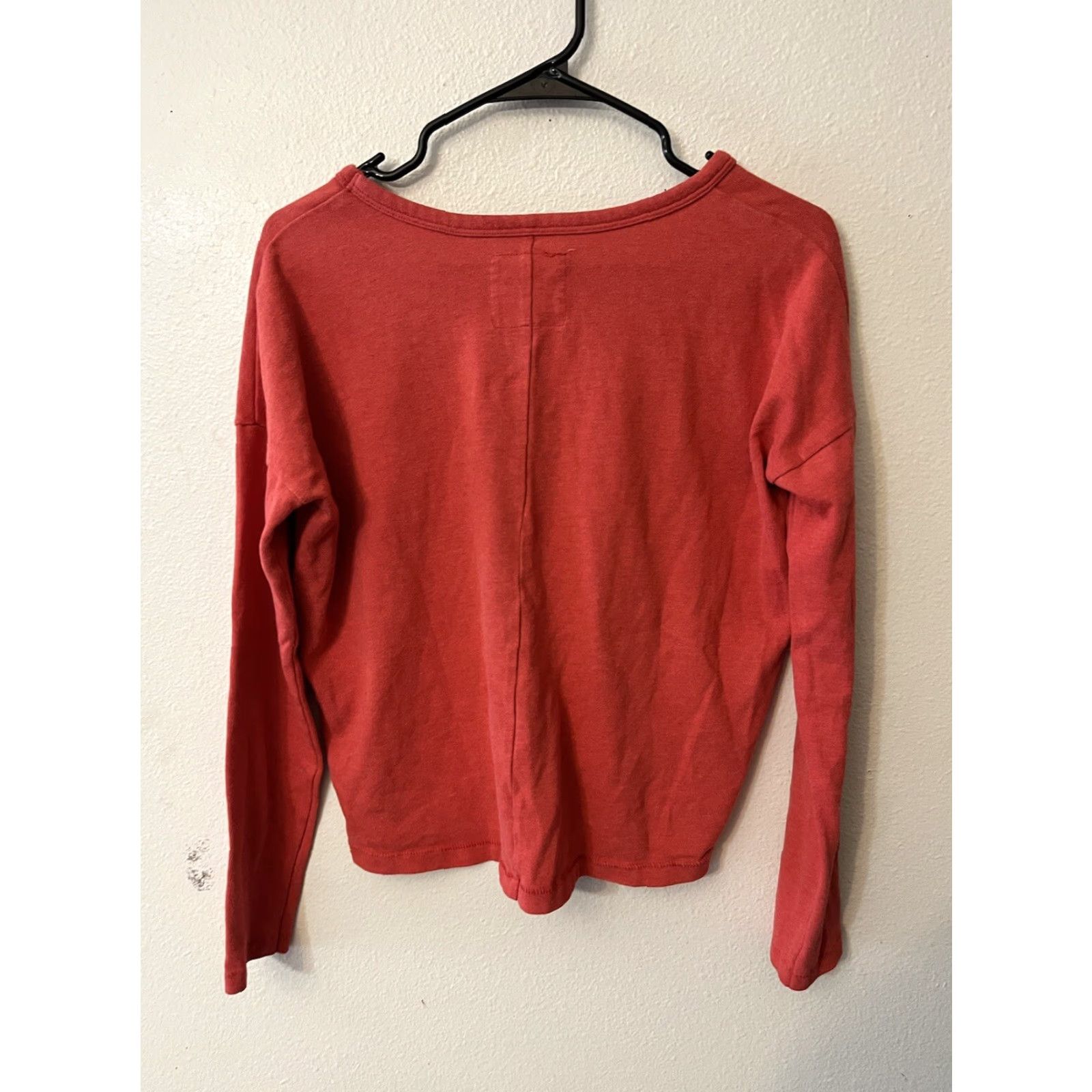 Under Armour Under Armour Legacy Crewneck Sweater Women's Small Red Long Sleeve Athleisure Size S / US 4 / IT 40 - 2 Thumbnail