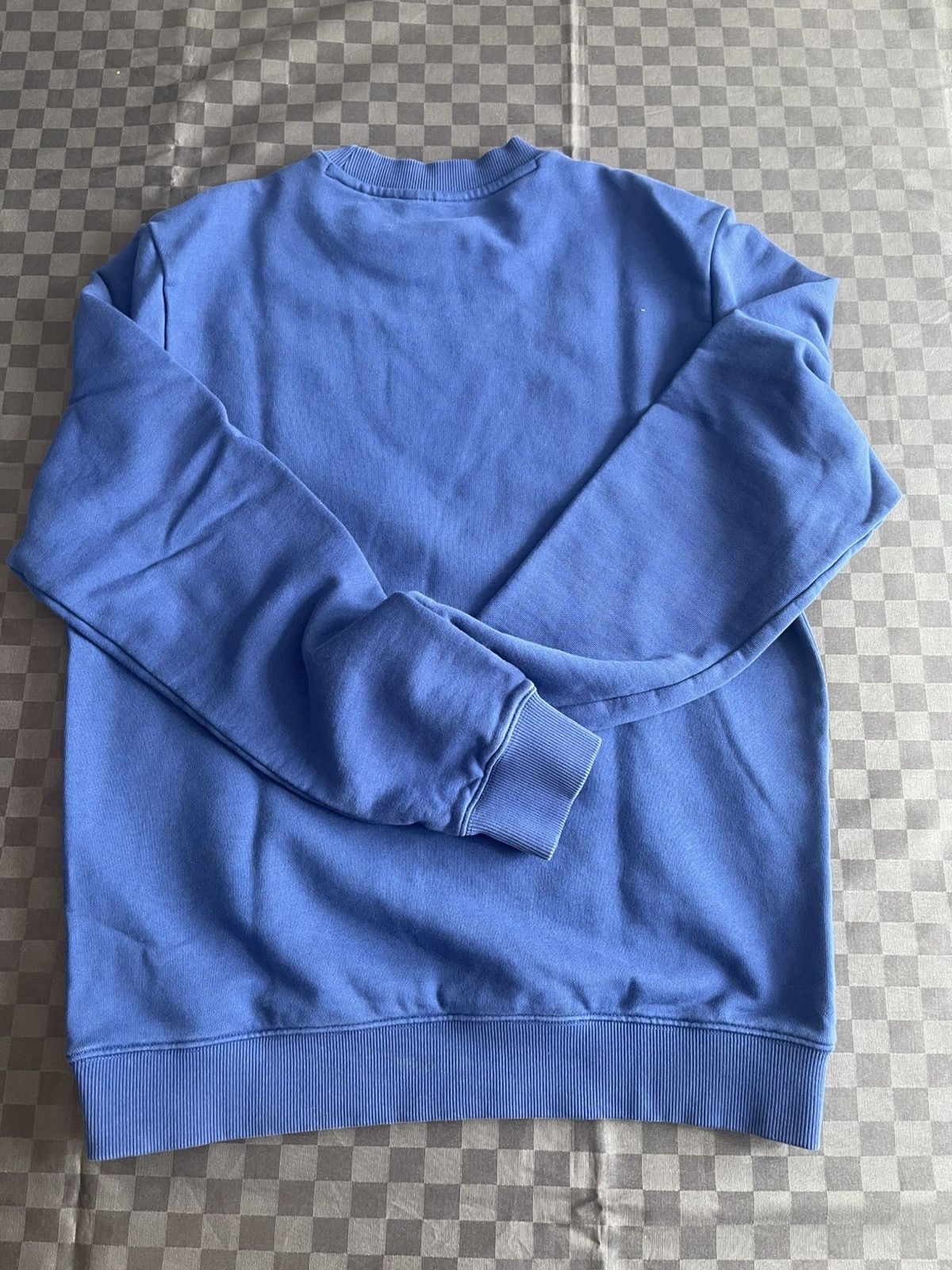 Hugo Boss Hugo Boss men’s blue crewneck size M Size US M / EU 48-50 / 2 - 3 Thumbnail
