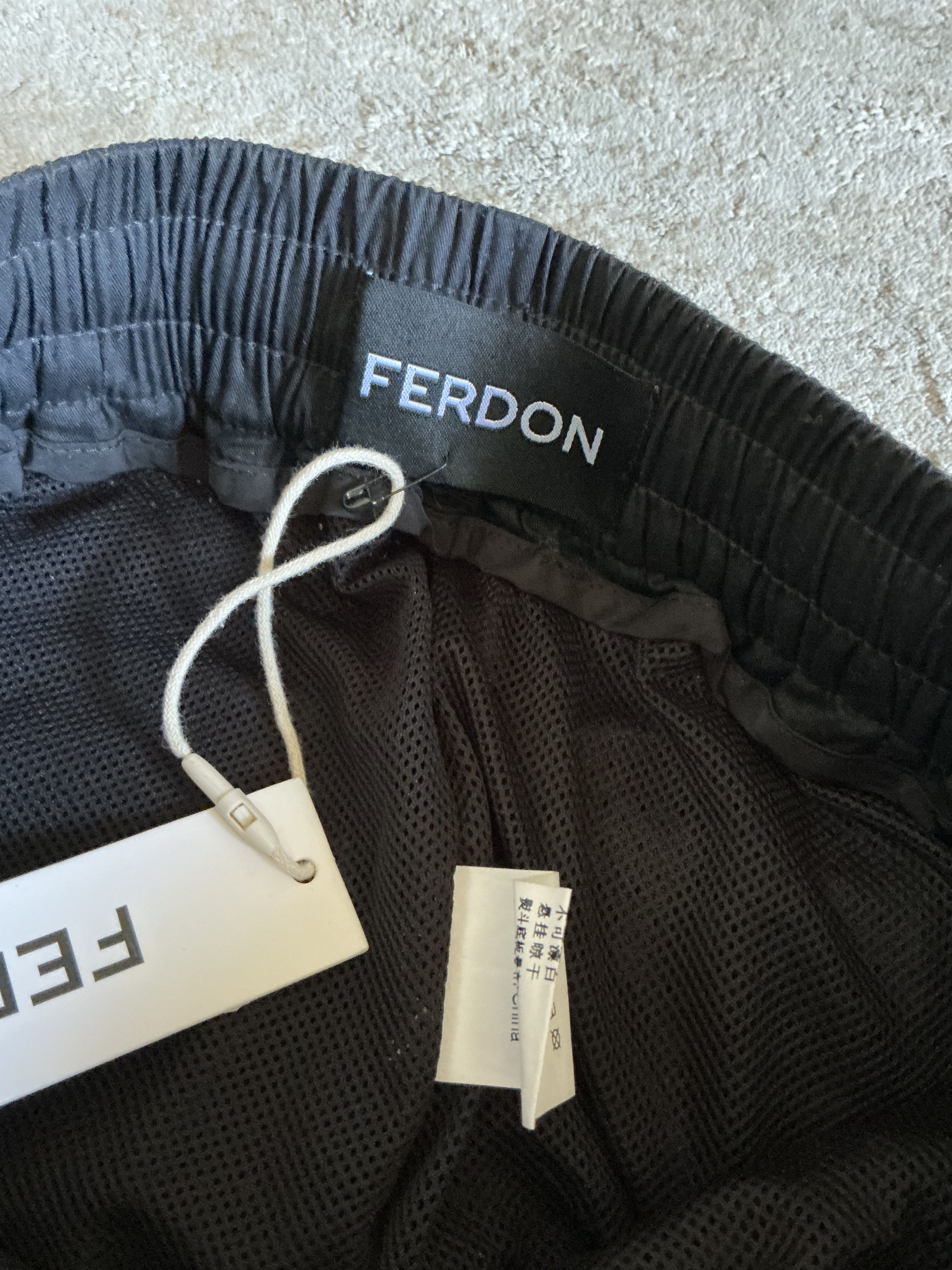 Other FERDON black shorts, size medium Size US 38 / EU 54 - 5 Thumbnail