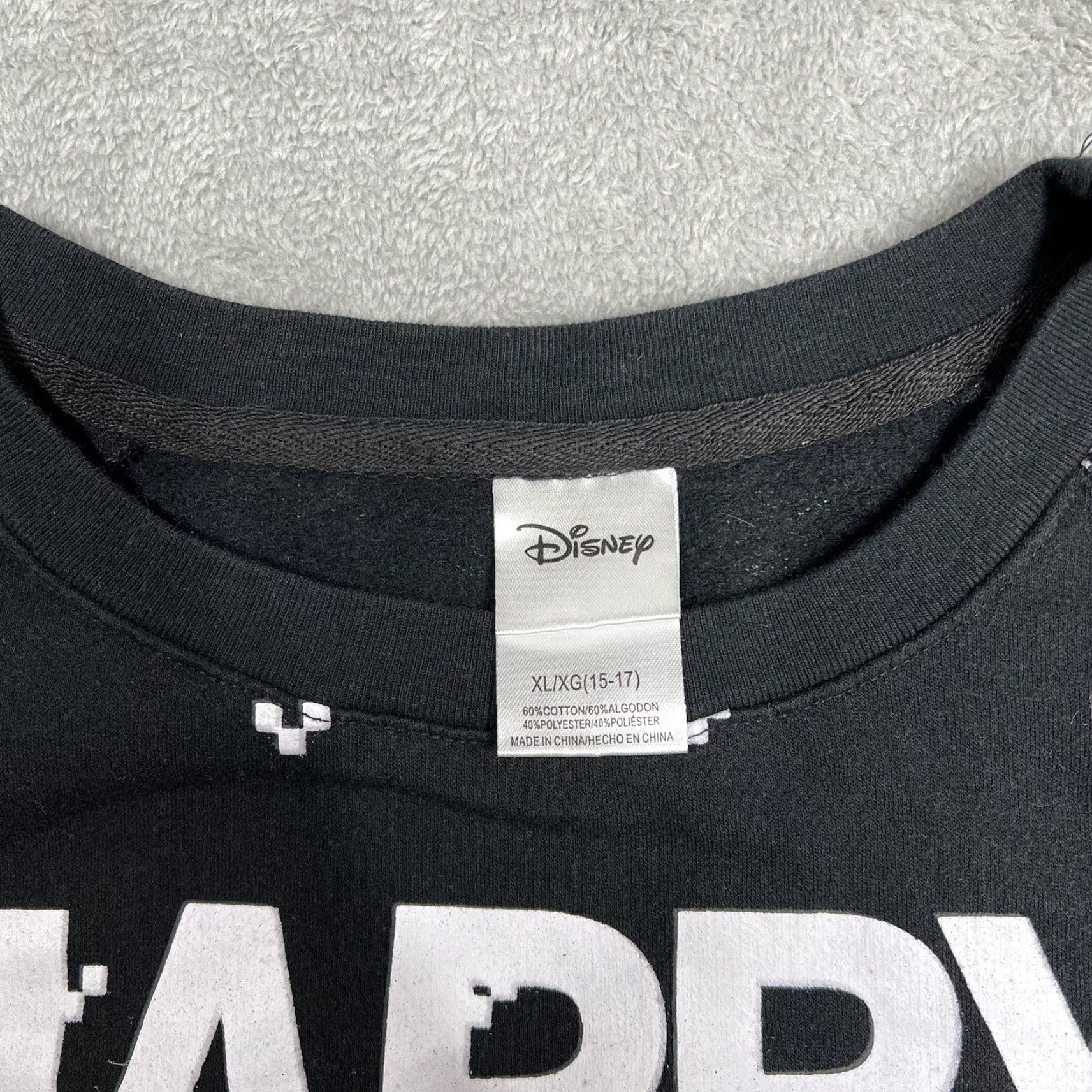 Disney Disney Sweatshirt Mickey Mouse Women's XL Crew Neck Black Fleece Interior Snowflakes Sparkle Graphic 15-17 Winter Athleisure Made by Disney Size XL / US 12-14 / IT 48-50 - 3 Thumbnail