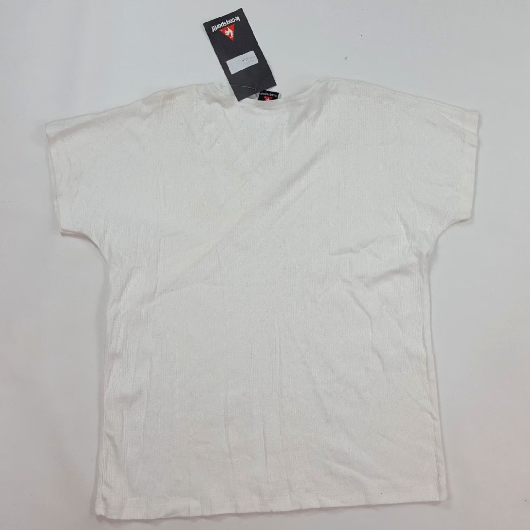 Le Coq Sportif VINTAGE Le Coq Sportif Athletic White V-Neck Women's M Short Sleeve T Shirt Top Size M / US 6-8 / IT 42-44 - 5 Thumbnail
