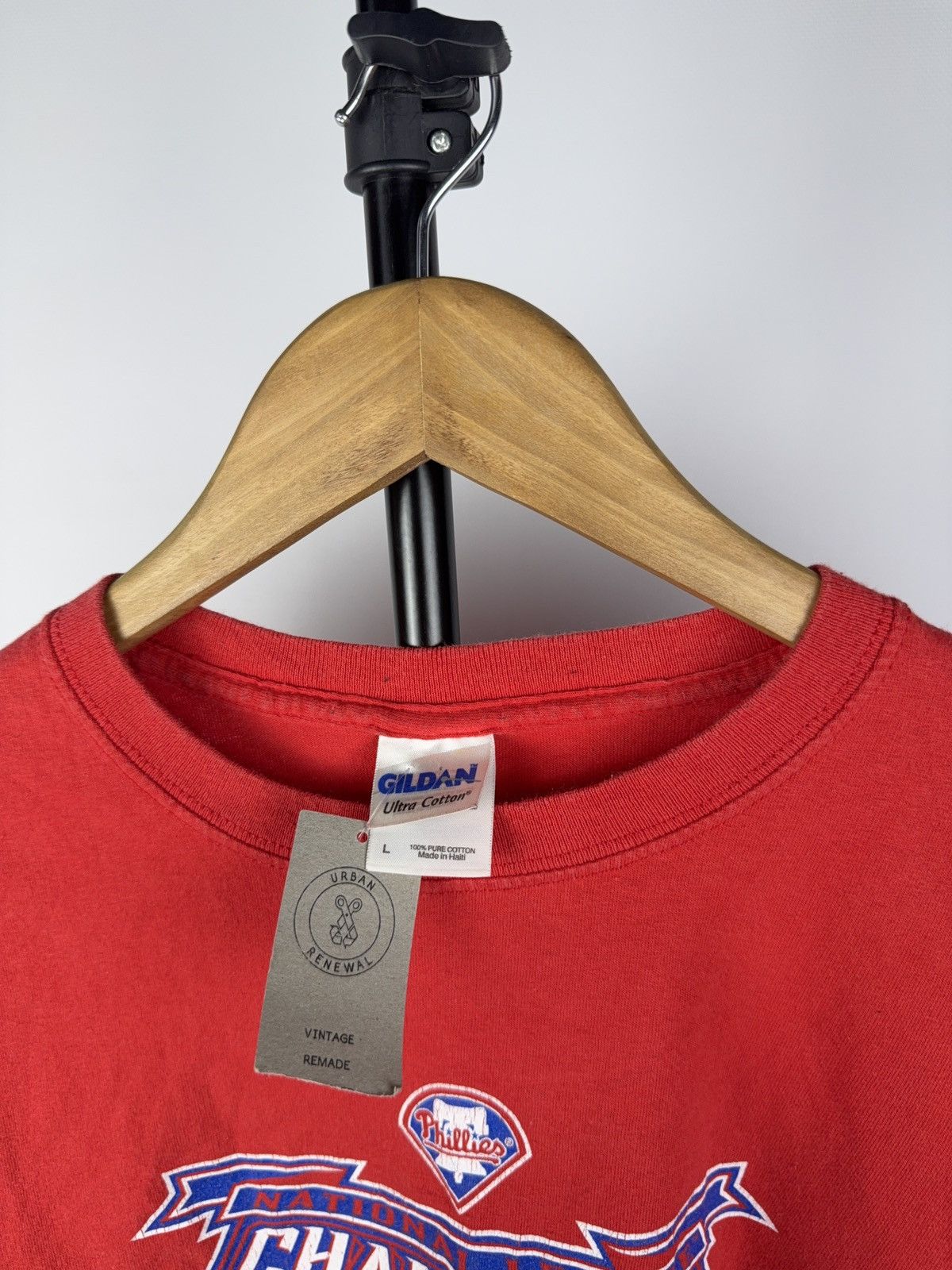 MLB MLB 2008 Phillies Champions Crop Top Flannel Sleeve Tee Size S / US 4 / IT 40 - 6 Thumbnail