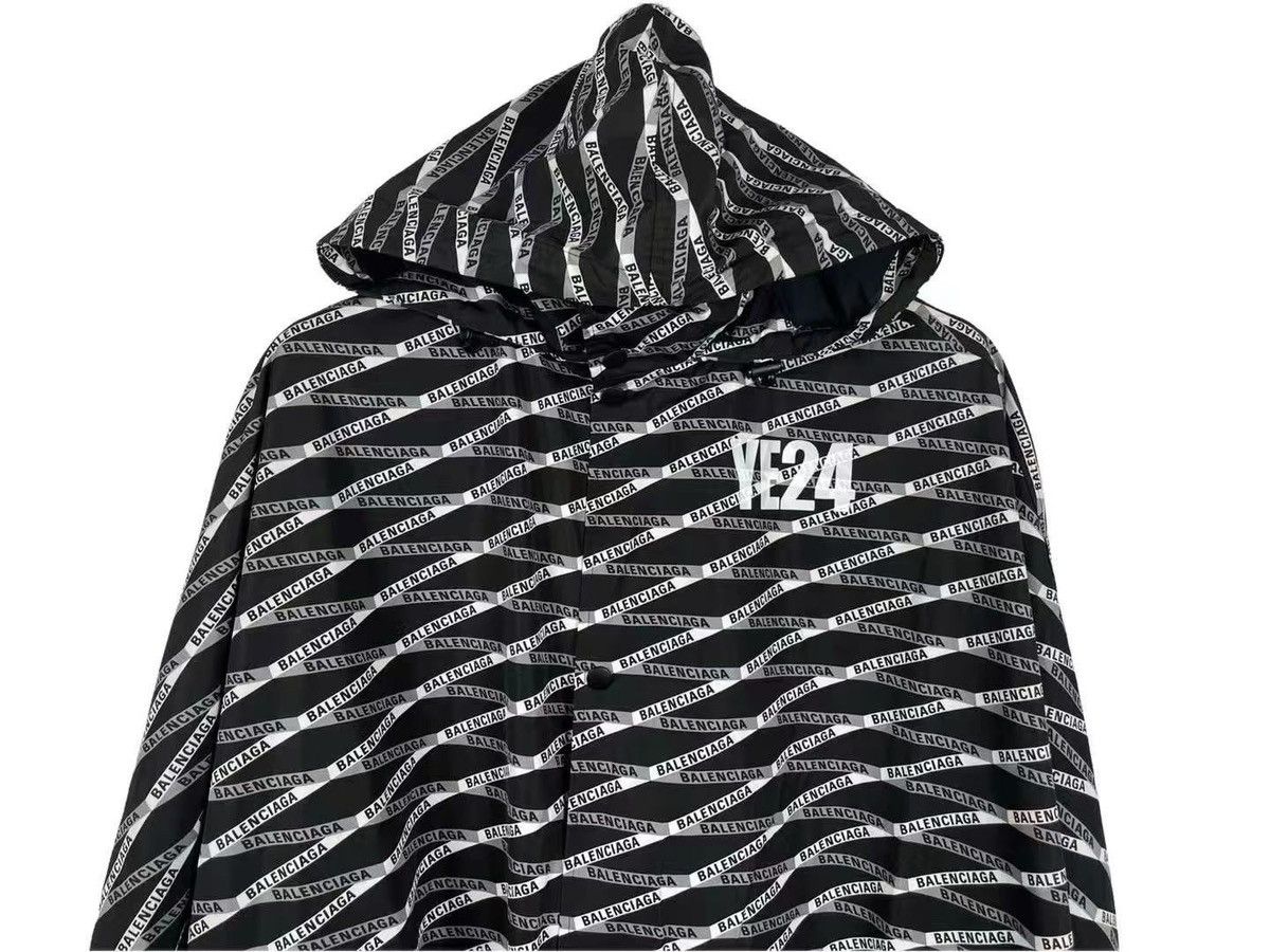 Balenciaga Balenciaga x Kanye YE24 1 of 1 Monogram Printed Coat Size US L / EU 52-54 / 3 - 3 Thumbnail