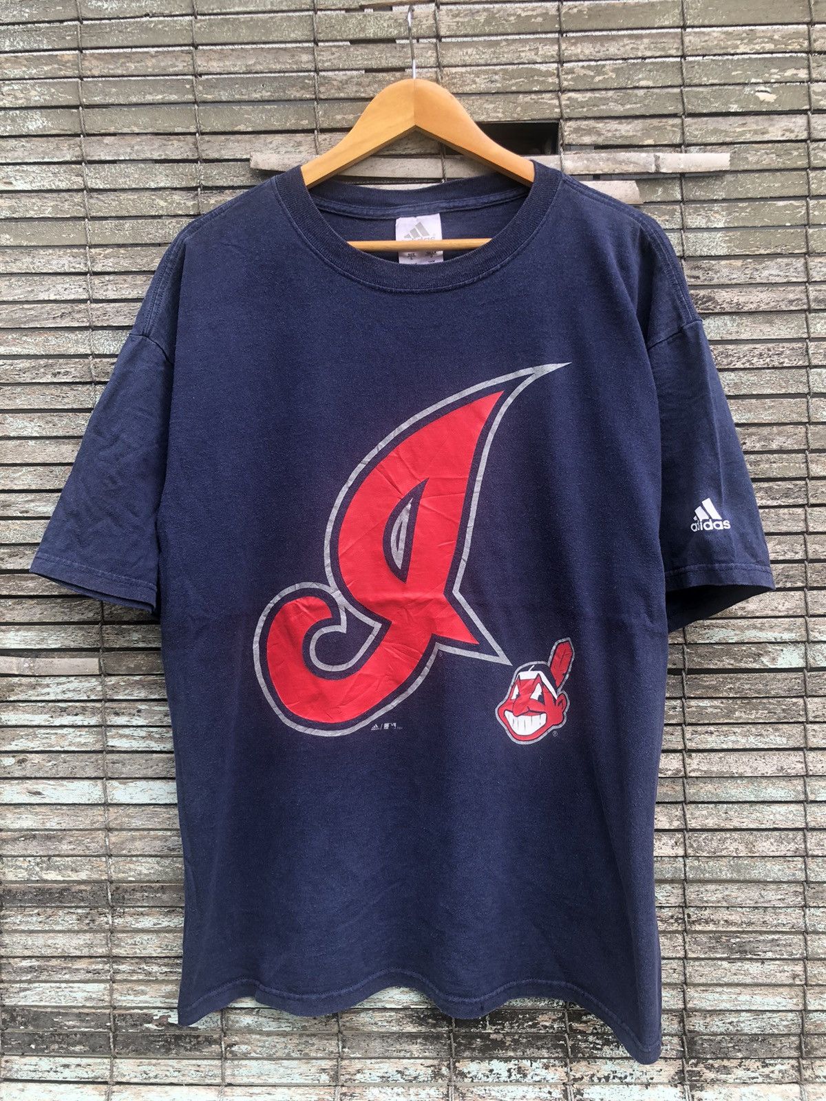 Vintage Vintage Y2K Adidas Cleveland Indians Chief Wahoo MLB Tee Size US XL / EU 56 / 4 - 1 Thumbnail
