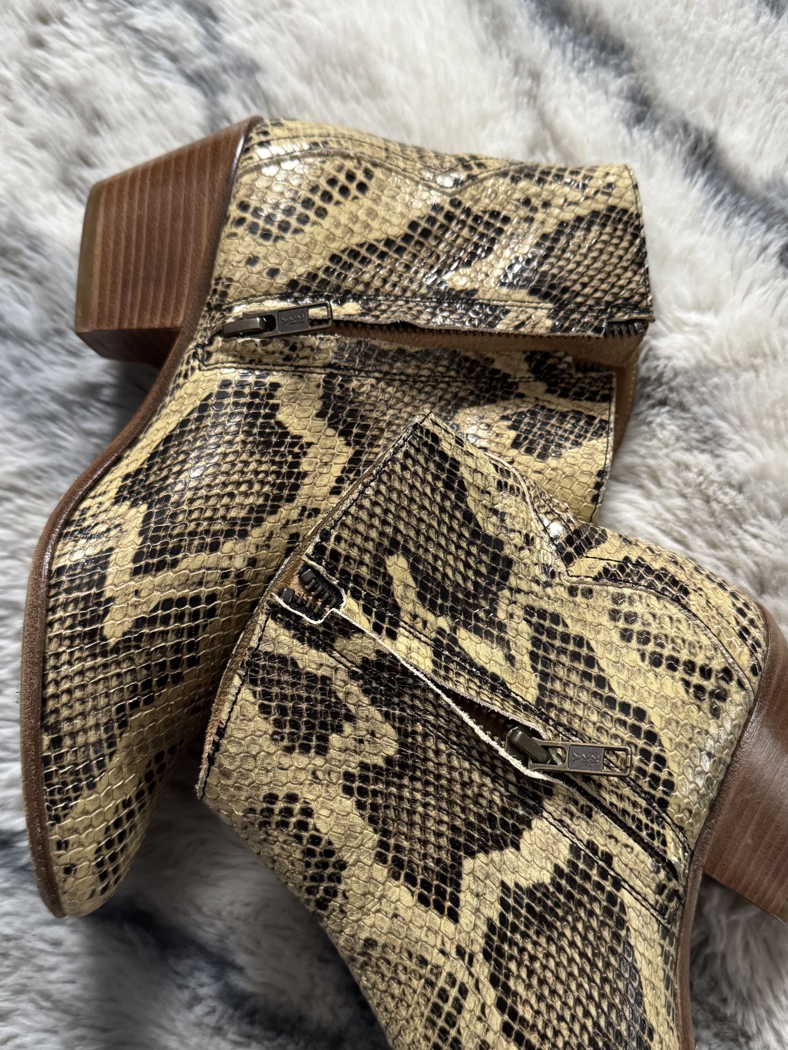 Isabel Marant ISABEL MARANT Dacken Snake Print Leather Cowboy Boots Size US 6 / IT 36 - 9 Thumbnail