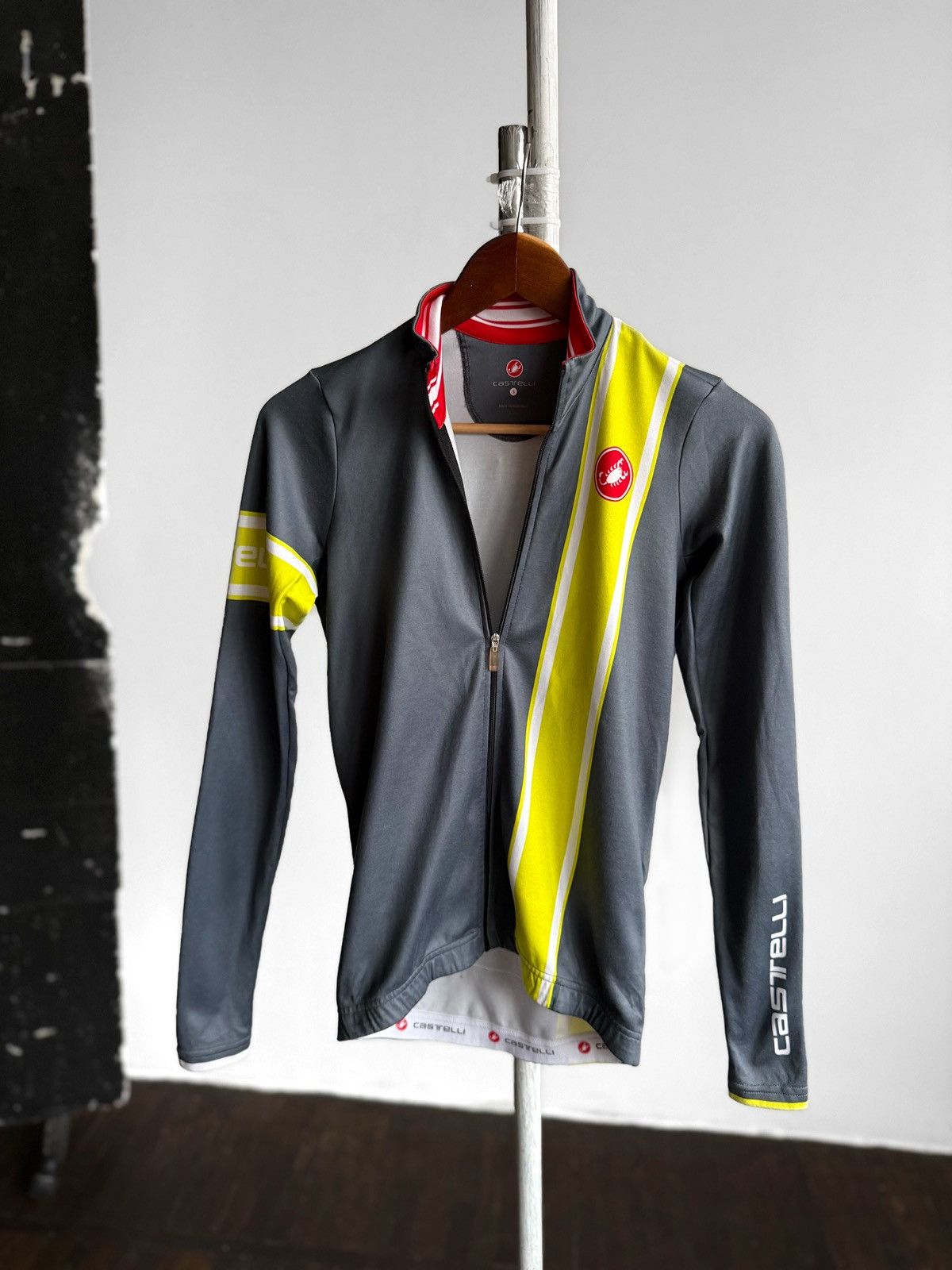 Other Castelli Mens Full Zip Cycling Top Jacket Gray Long Sleeve Size US S / EU 44-46 / 1 - 1 Thumbnail