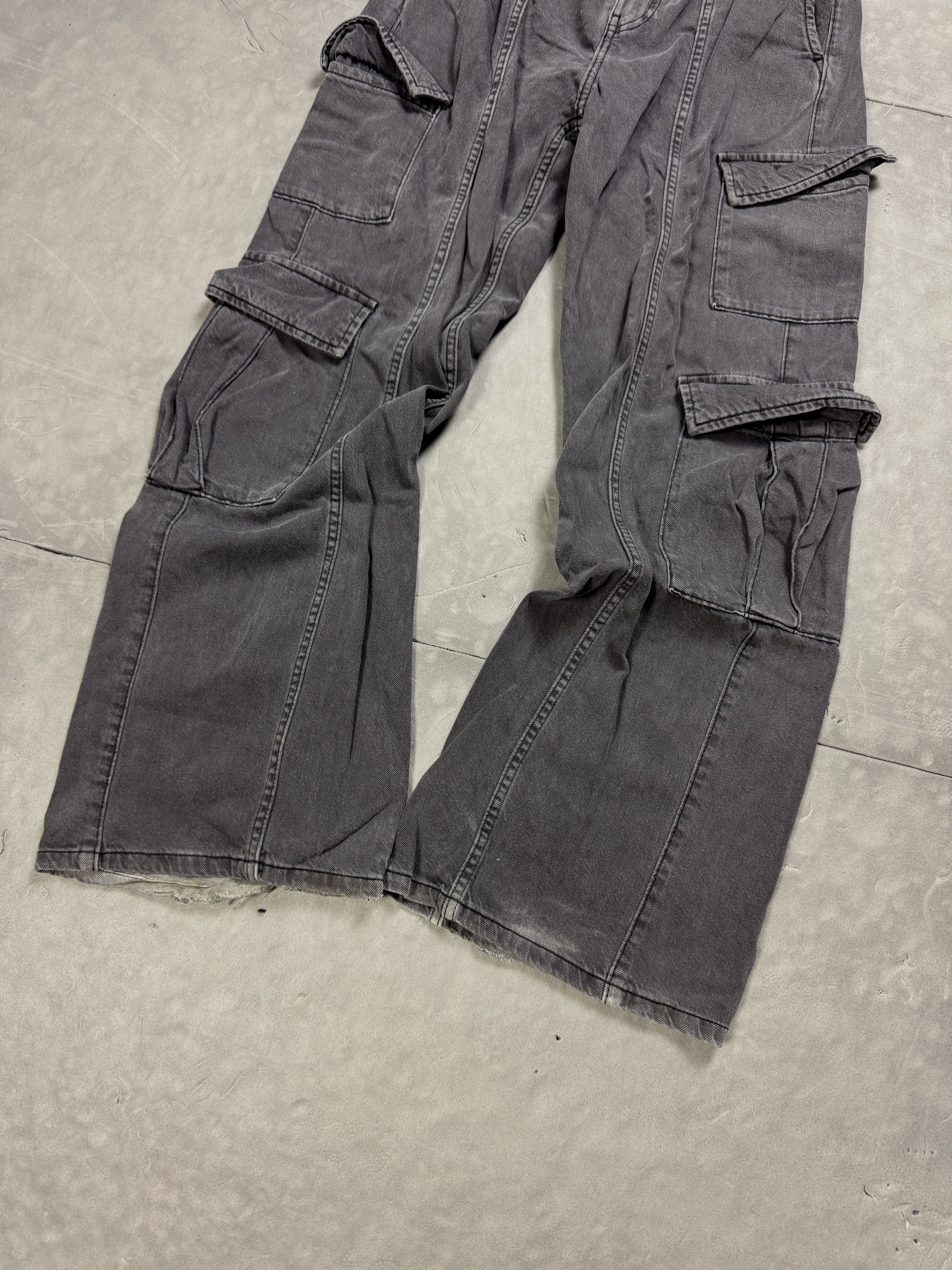 Bershka Bershka oversized distressed cargo denim jeans, retro Y2K Size 25" / US 0 / IT 36 - 6 Thumbnail