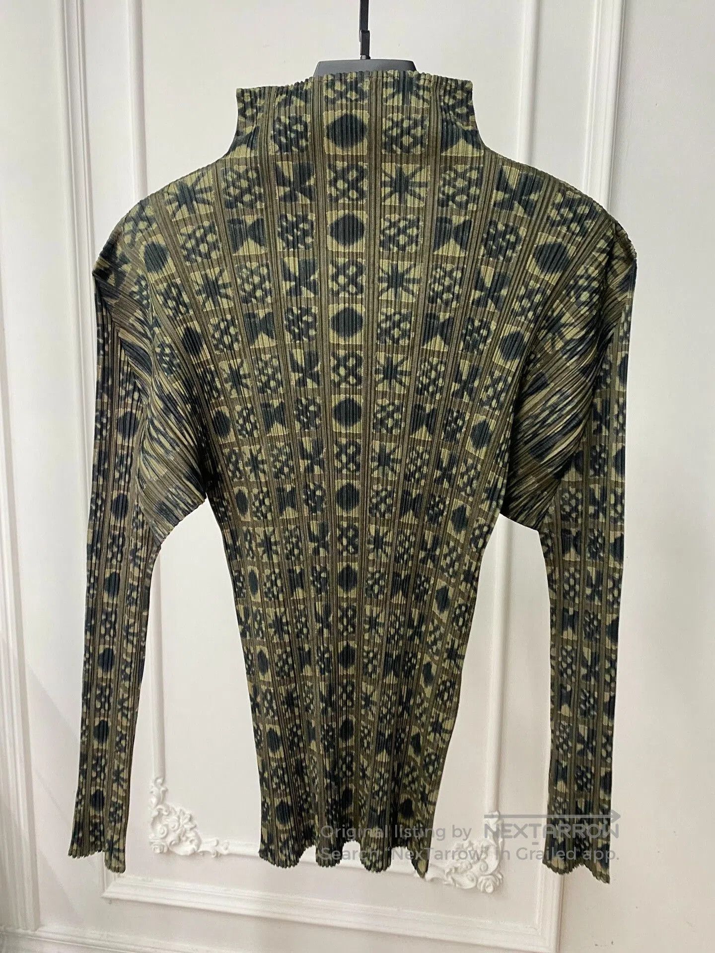 Pleats Please Issey Miyake Pleats Please Issey Miyake Printed Top. Size L / US 10 / IT 46 - 1 Thumbnail