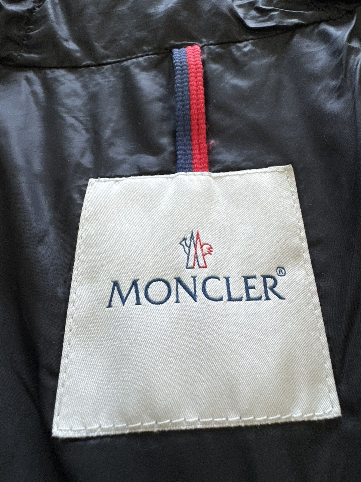 Moncler Moncler Gresfur black puffer hooded quilted jacket fur Size S / US 4 / IT 40 - 14 Thumbnail