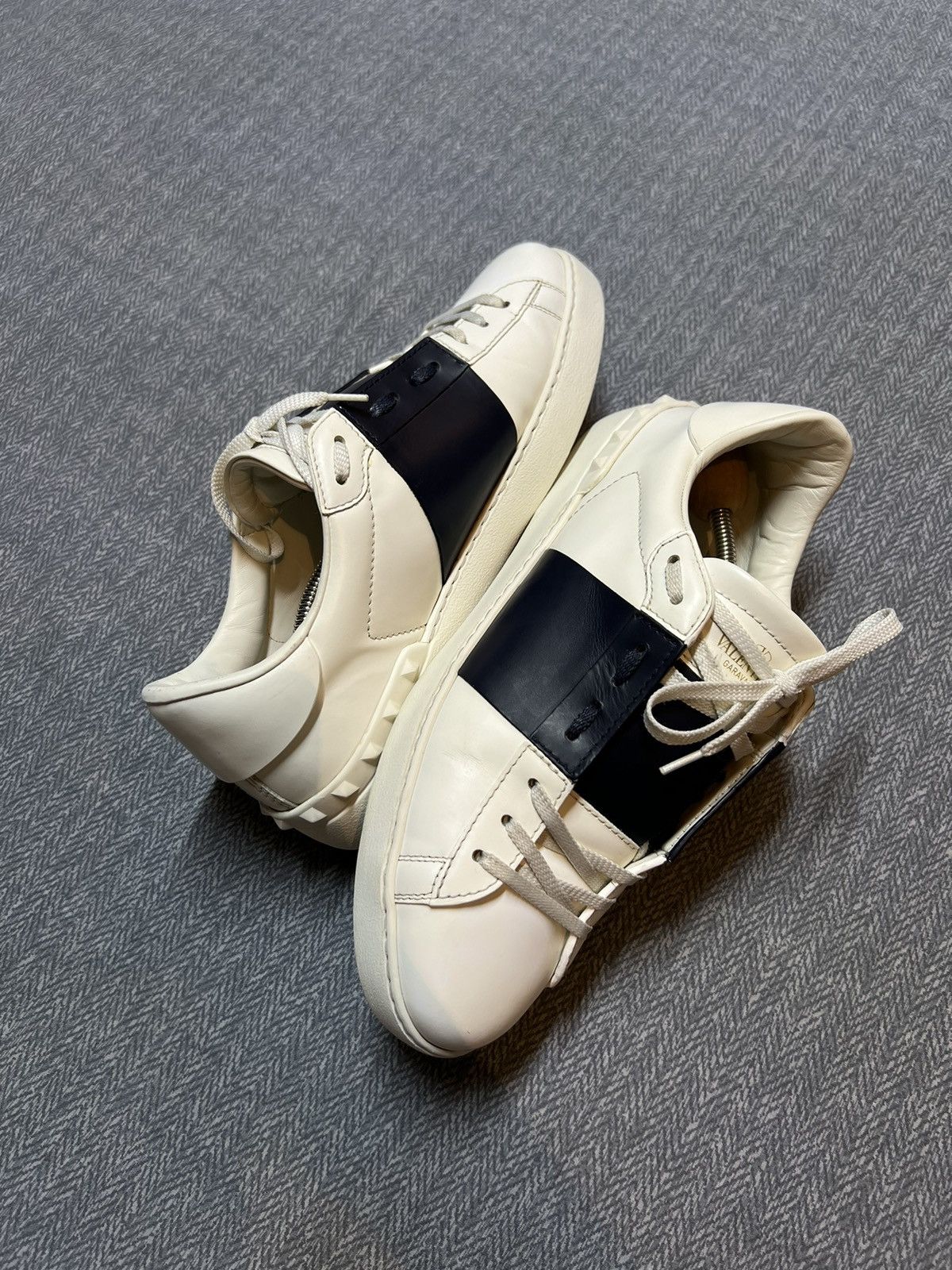 Valentino valentino Size US 11.5 / EU 44-45 - 3 Thumbnail