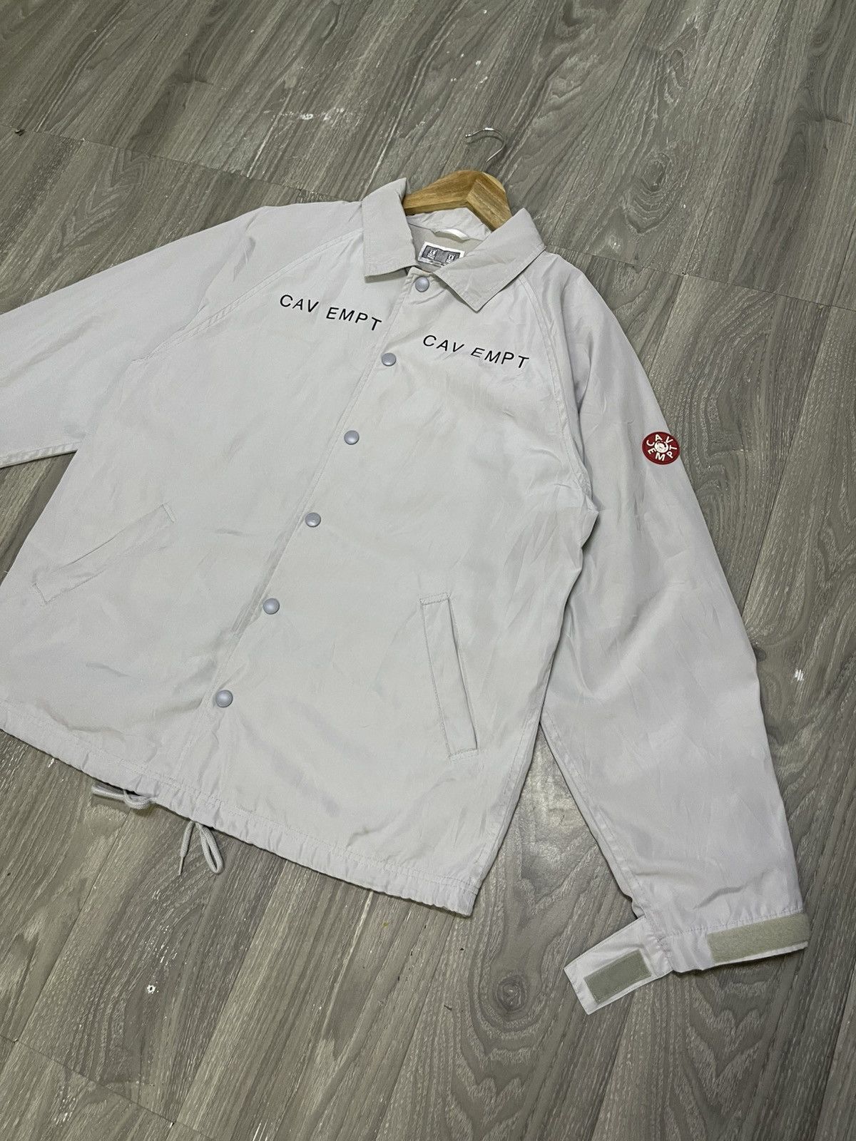 Cav Empt 🔥🔥CAV EMPT🔥🔥Ubik Spray Can Coach Jacket Size US M / EU 48-50 / 2 - 16 Thumbnail