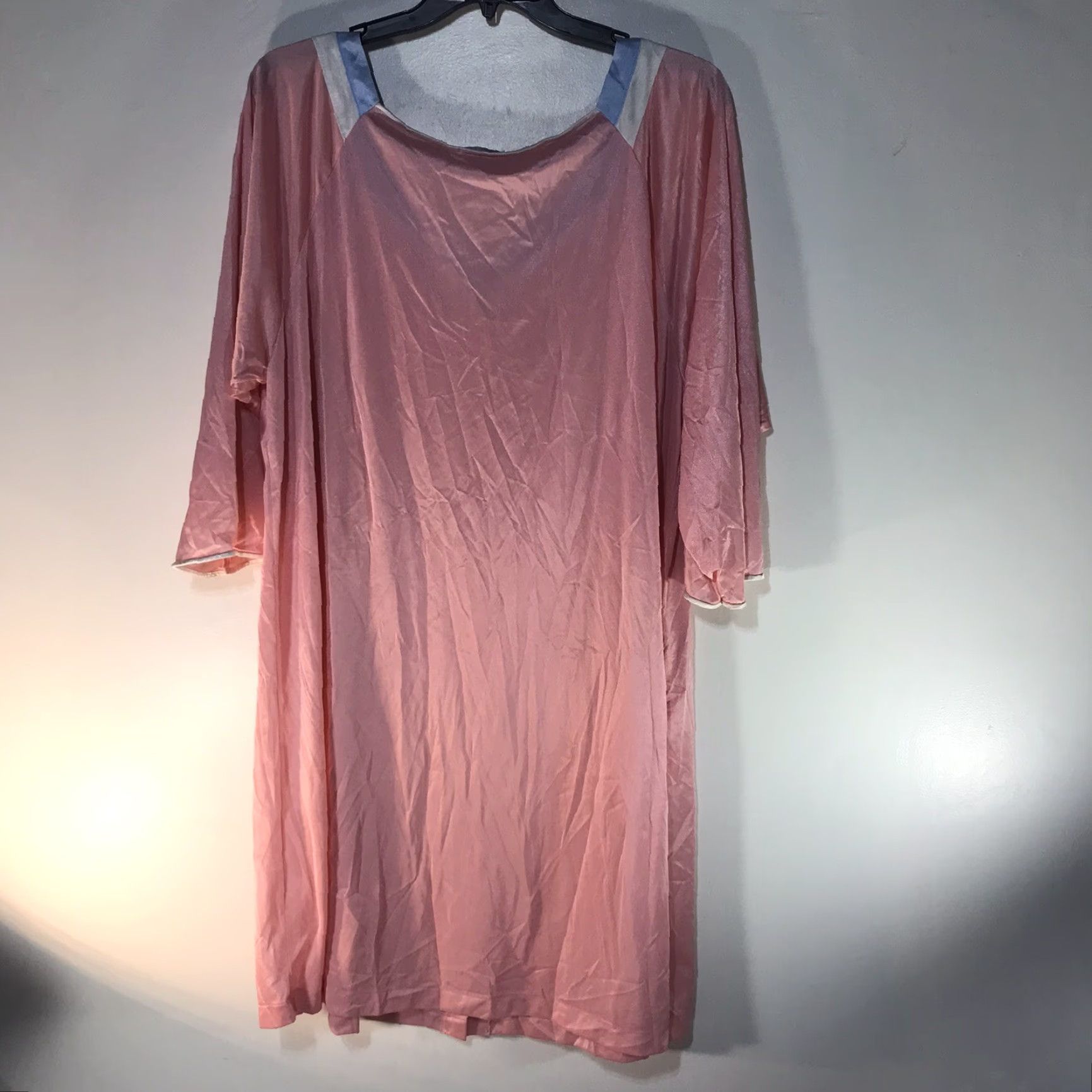 Vintage VINTAGE Vanity Fair Pink Gown Plus Size 3X 1980s Classic Womens Size ONE SIZE - 6 Thumbnail