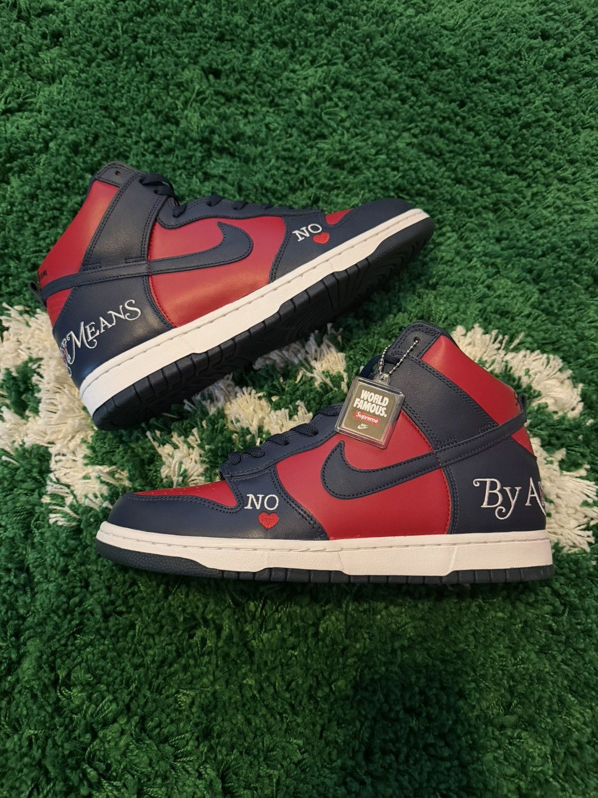 Nike × Supreme Supreme x Nike SB Dunk Hi Sneakers 11 Size US 11 / EU 44 - 2 Thumbnail