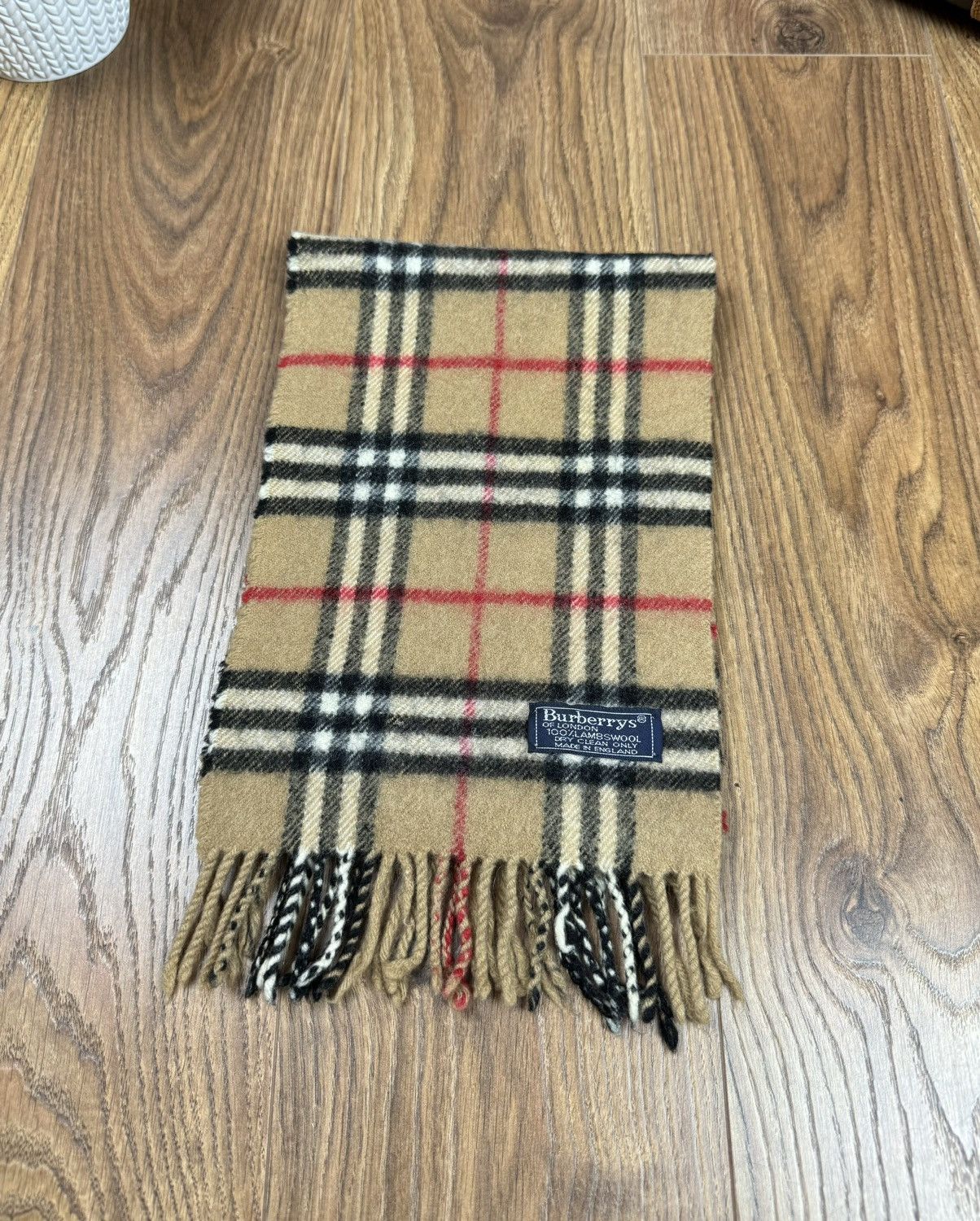 Burberry Vintage wool scarf Burberry’s 90s original luxury item Size ONE SIZE - 1 Thumbnail