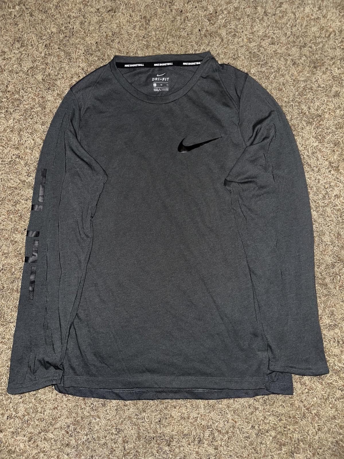 Nike Nike Big Kids (Boy’s) Dri-Fit Elite Long Sleeve Basketball Shirt Size US XXS / EU 40 - 1 Thumbnail