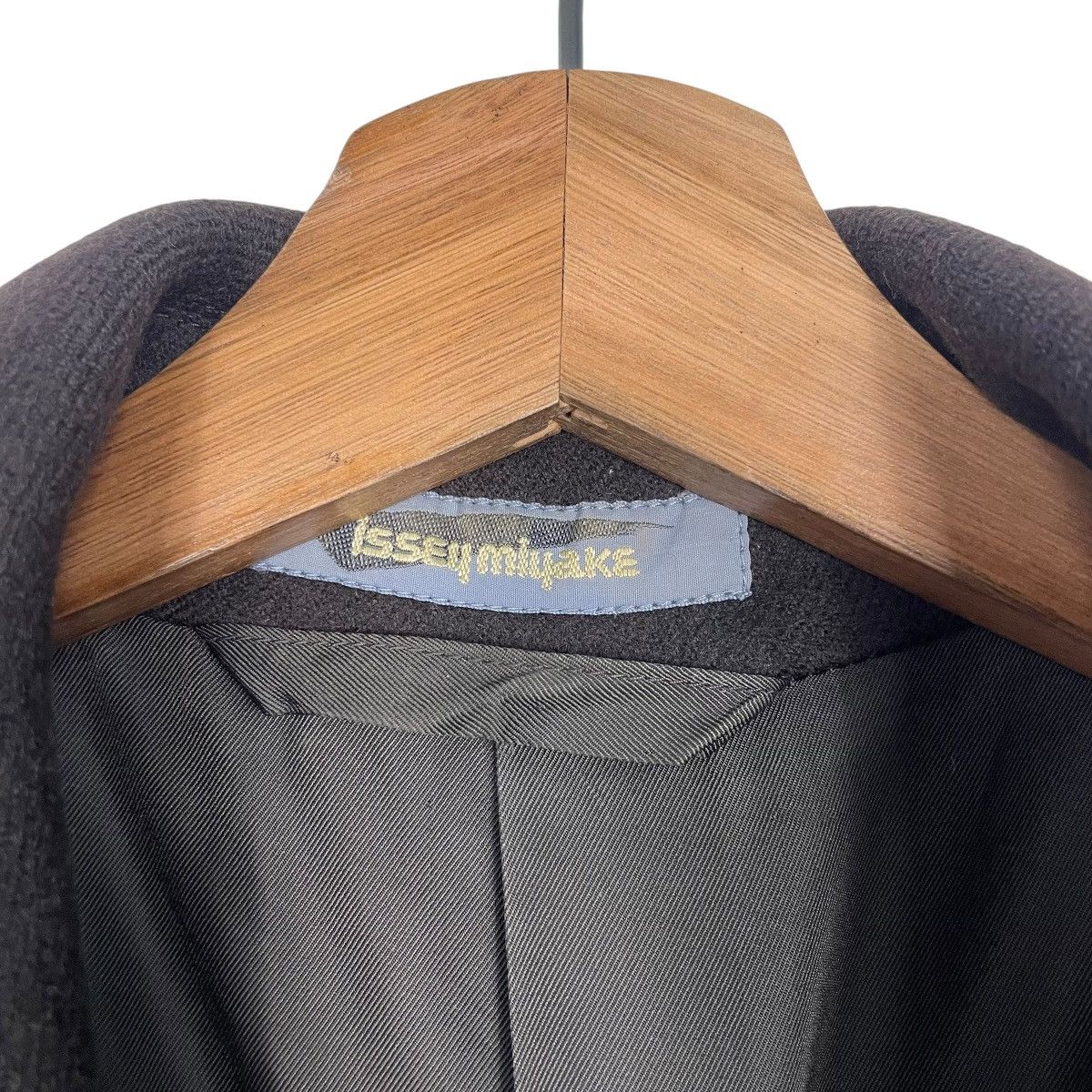 Issey Miyake Vintage 80s Issey Miyake Double Breasted Wool Overcoat Size US M / EU 48-50 / 2 - 16 Thumbnail