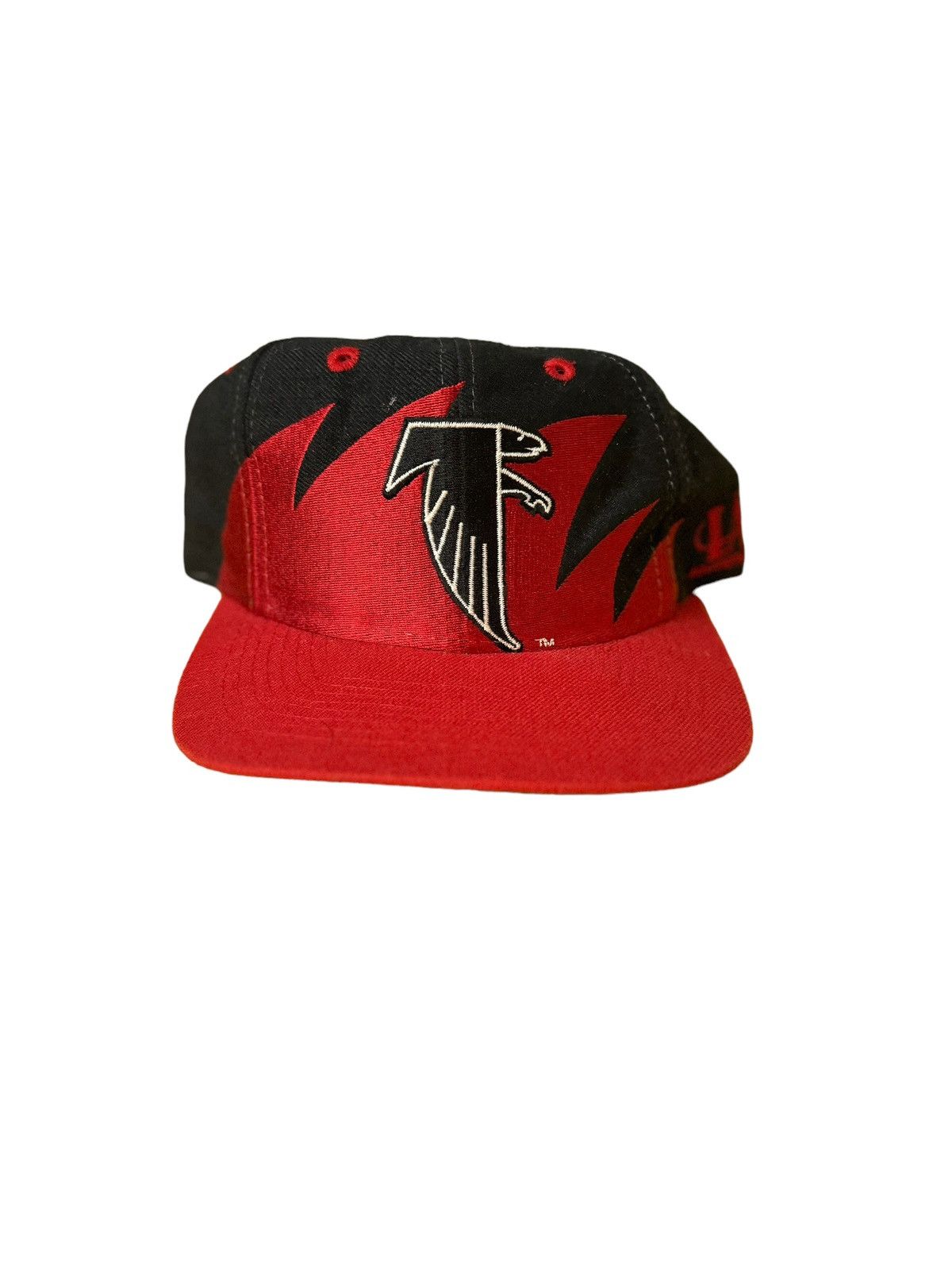 image of Logo Athletic Nfl Falcons Vintage Hat Sharktooth Splash Black Dome Su in Red, Men's
